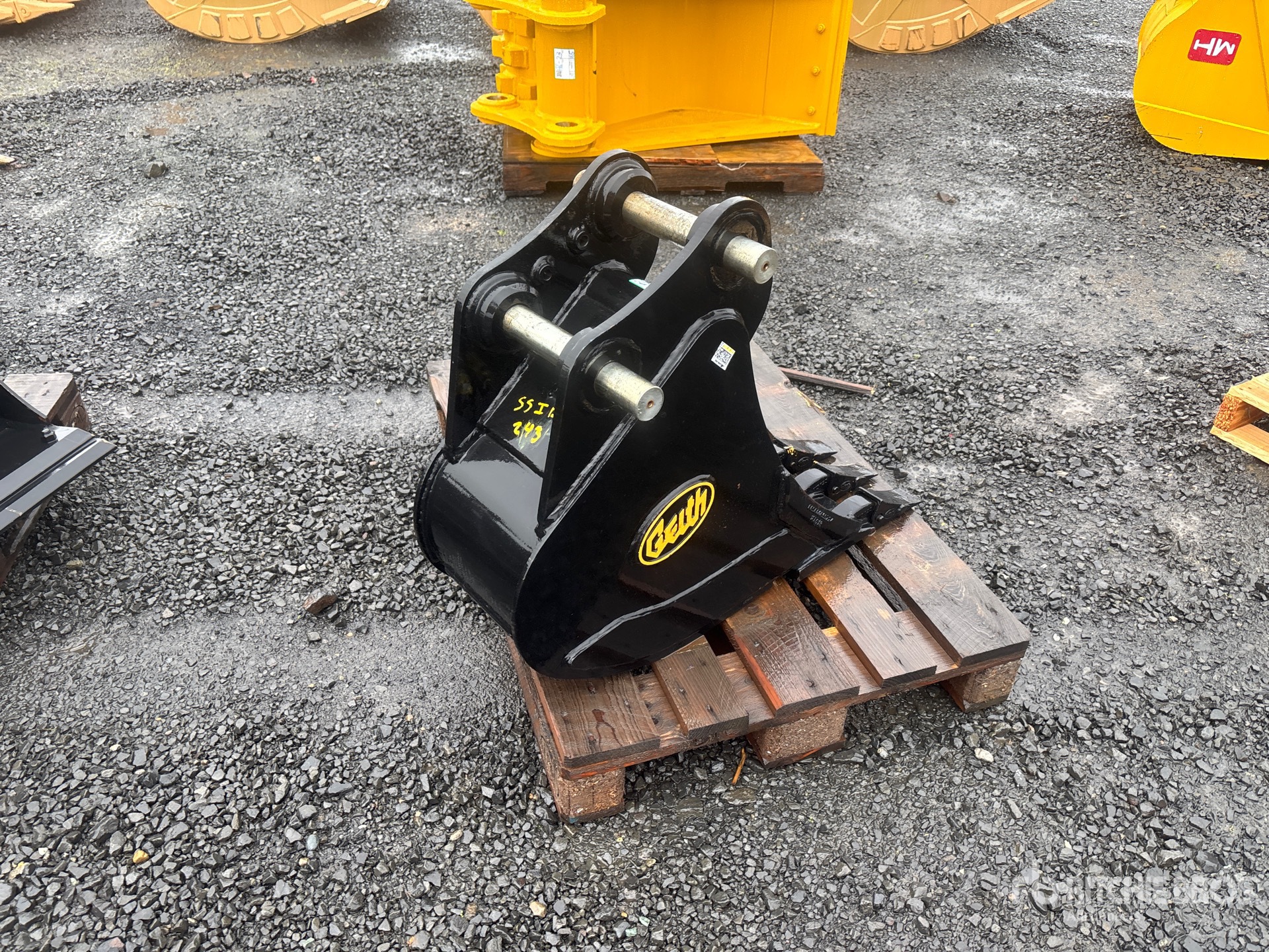 General Appearance with Bild, Ecke hinten rechts