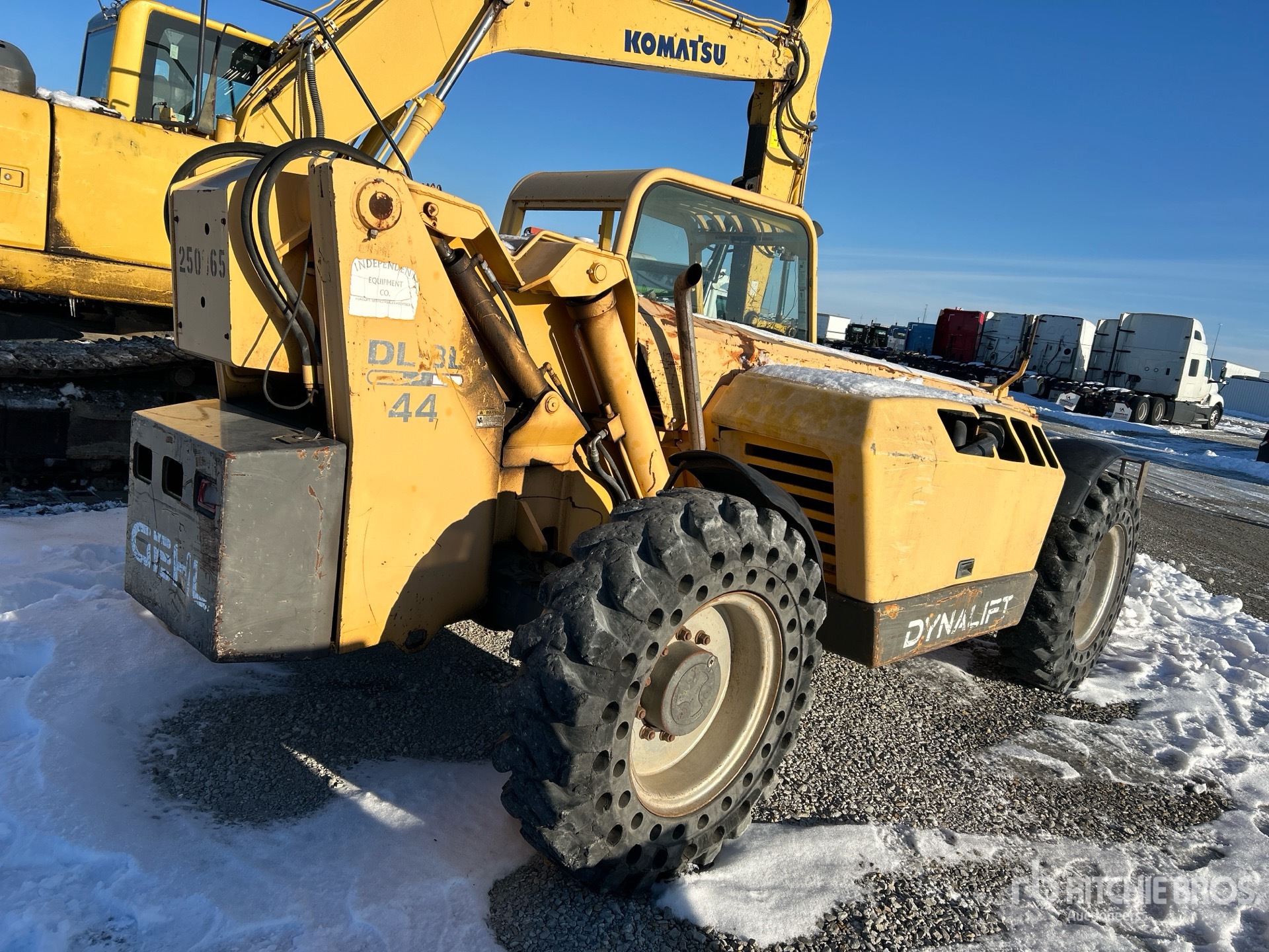 General Appearance with Imagen: esquina trasera derecha