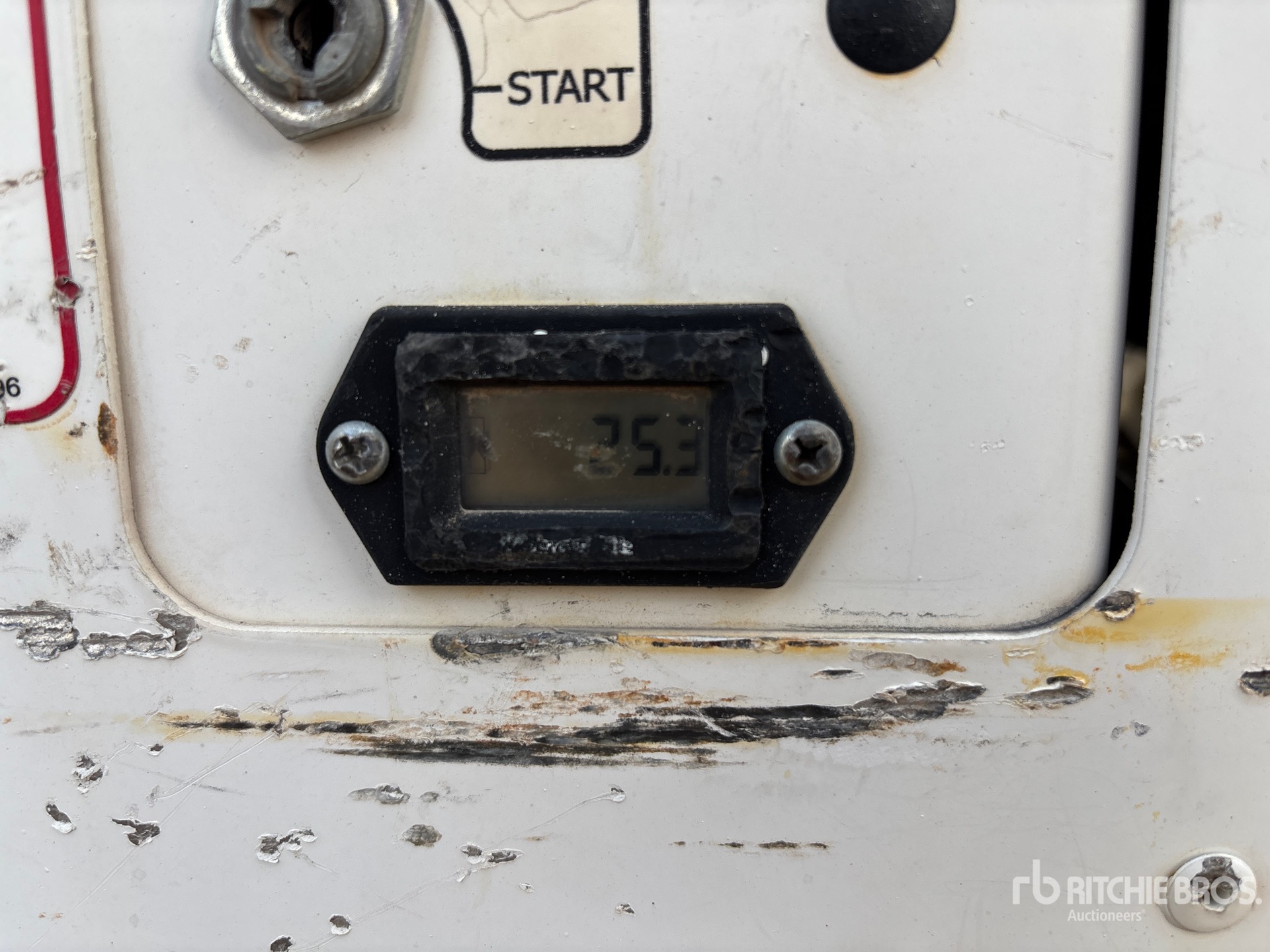 General Appearance with Hour Meter / Odometer