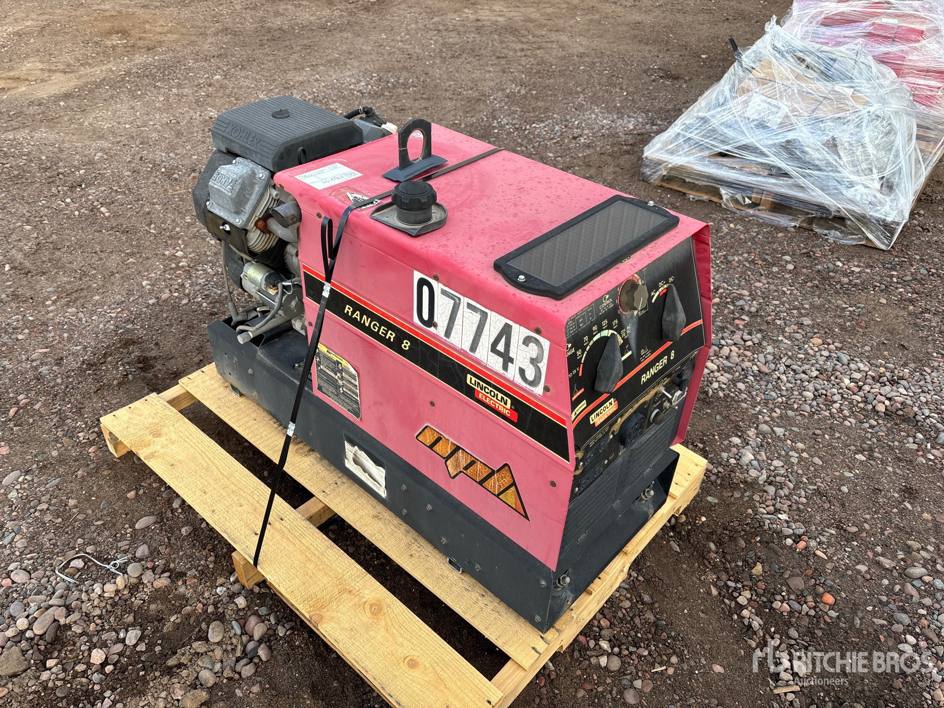 General Appearance with Picture, Right Front Corner