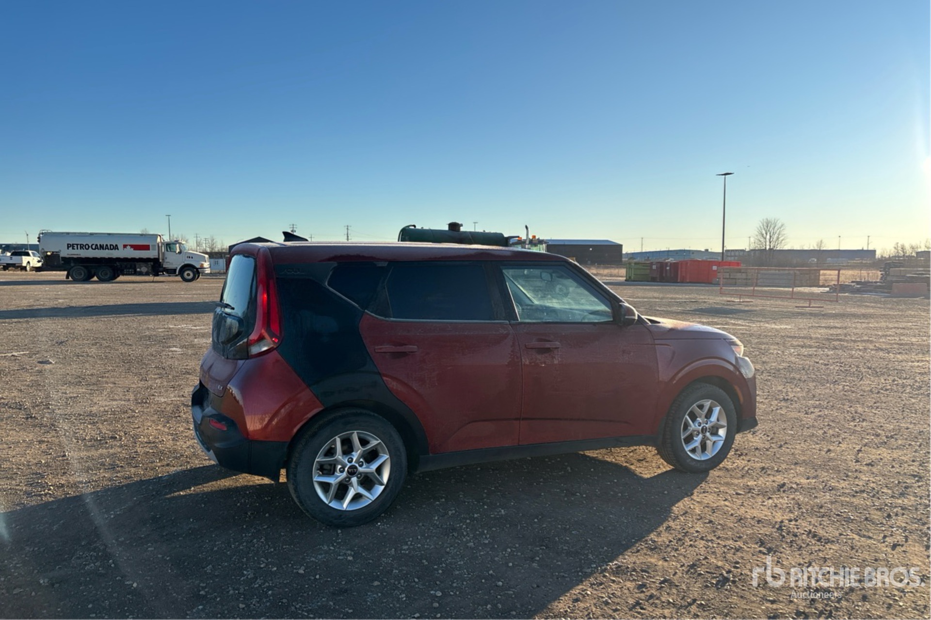 General Appearance with Picture, Right Rear Corner