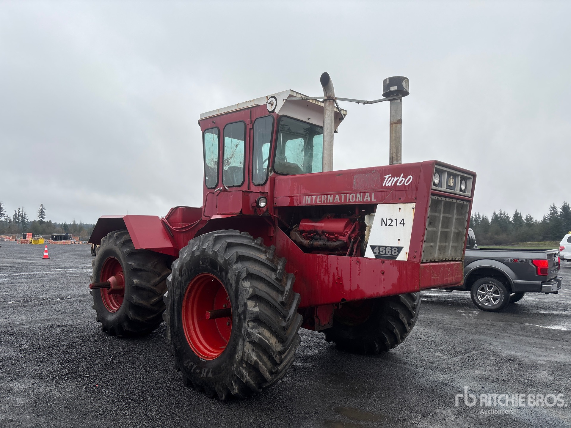 General Appearance with Picture, Right Front Corner