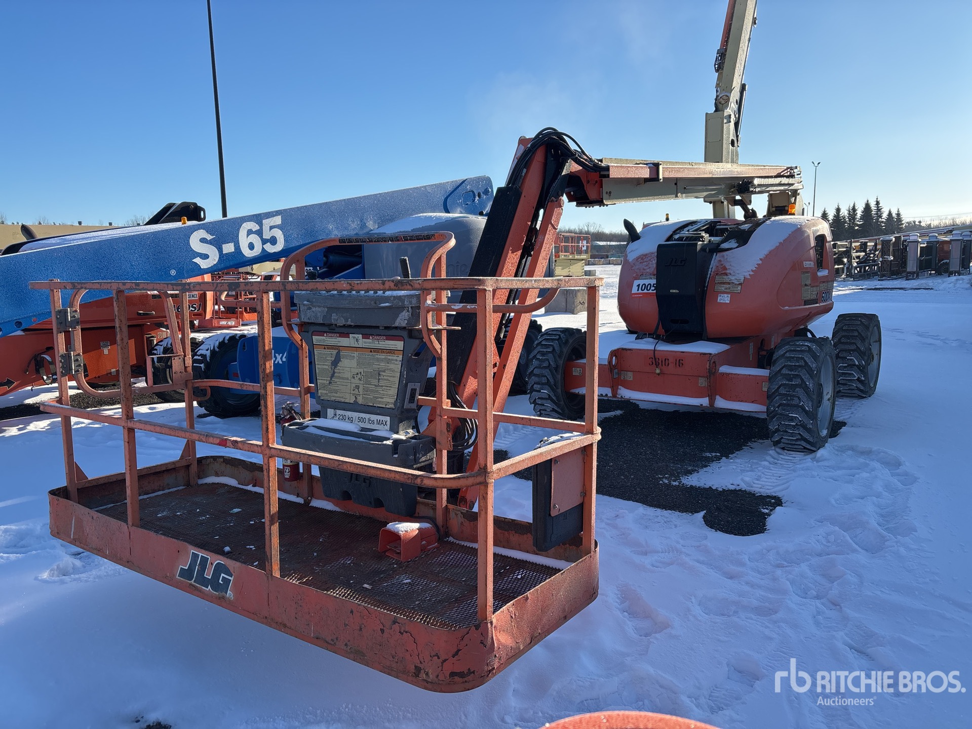 General Appearance with Picture, Left Front Corner