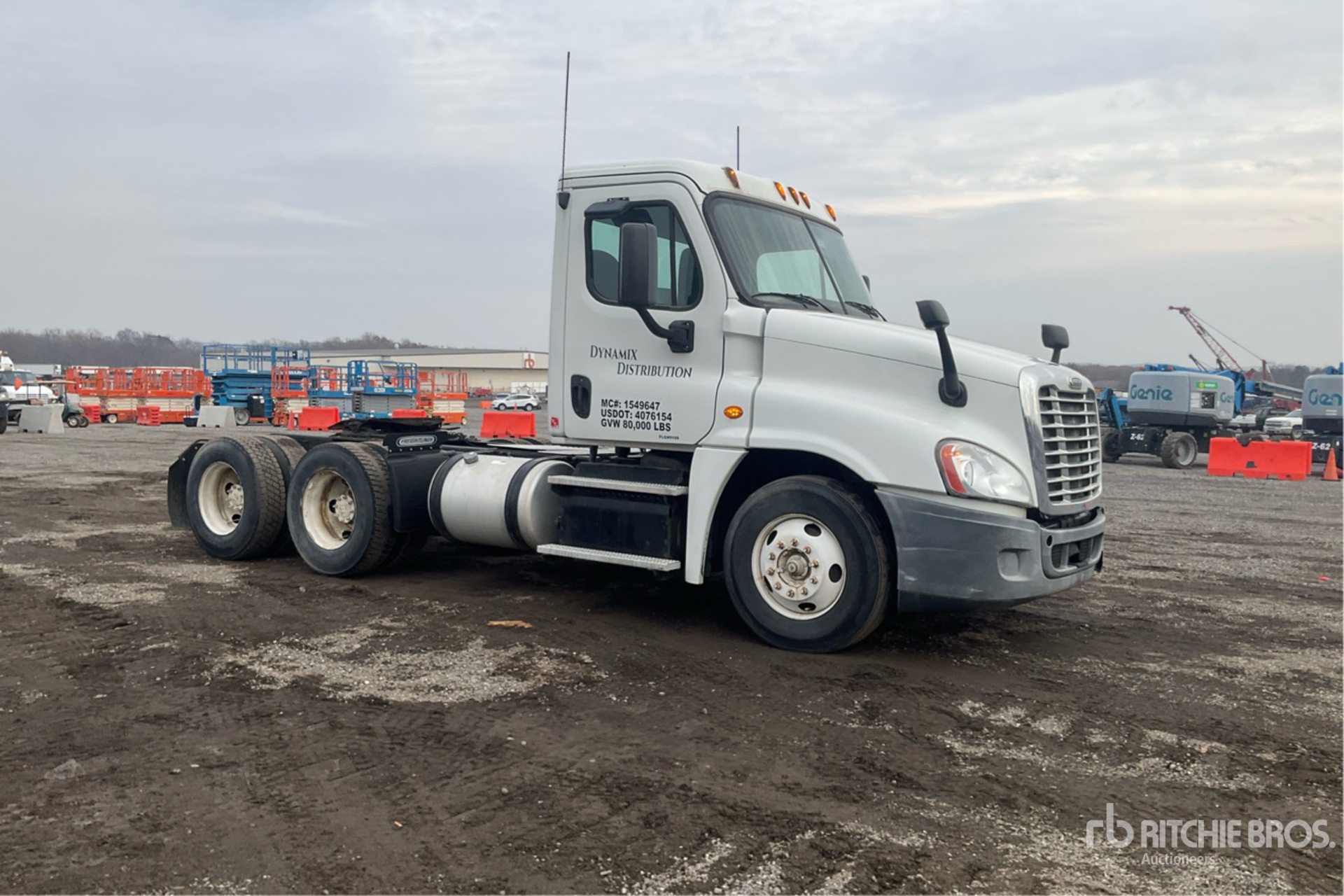 Aspect général with Image, coin avant droit