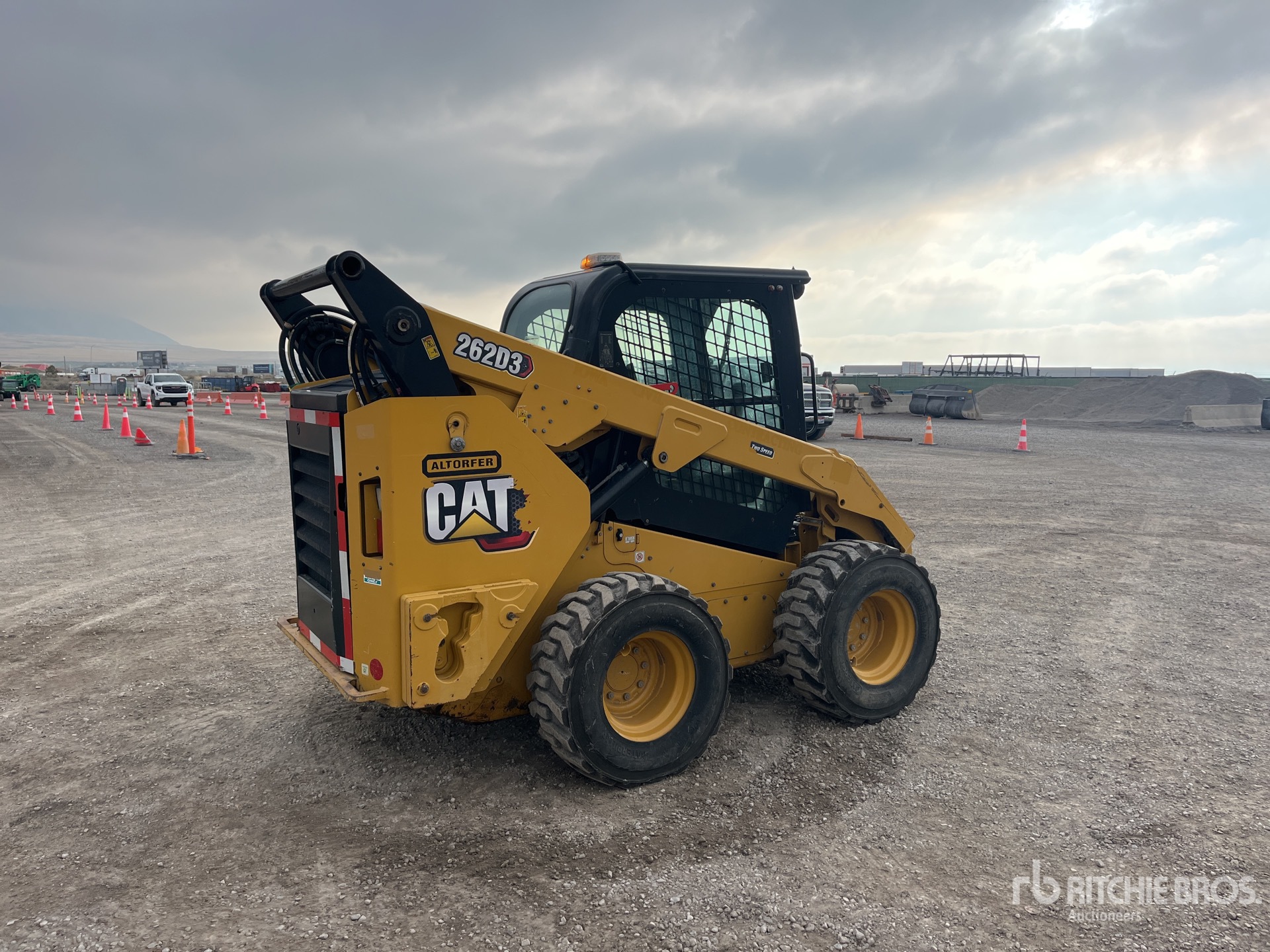 General Appearance with Bild, Ecke hinten rechts