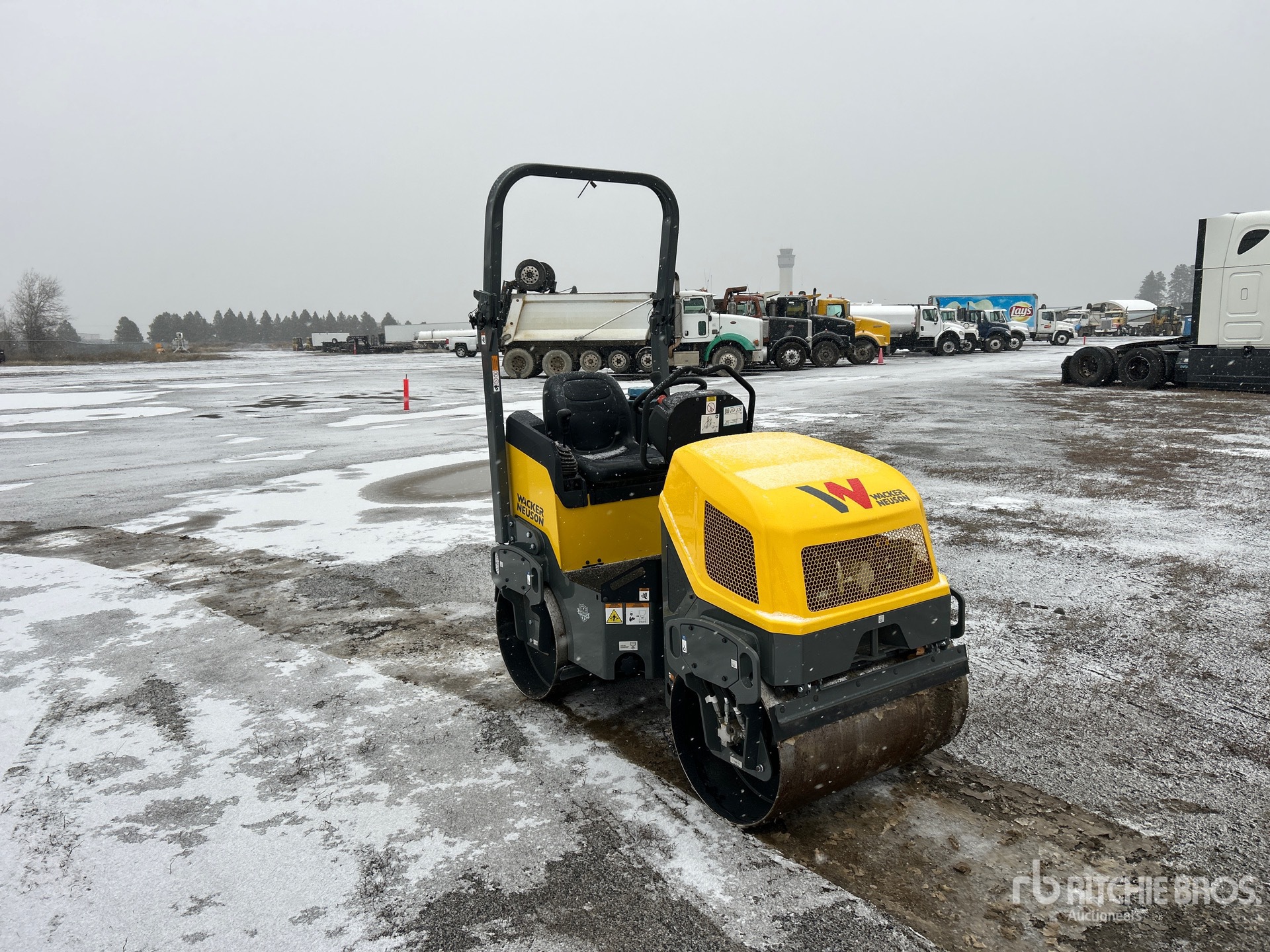 General Appearance with Image, coin avant droit