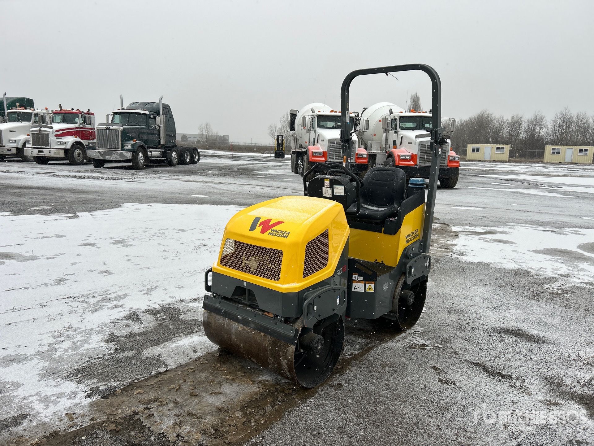 General Appearance with Image, coin avant gauche