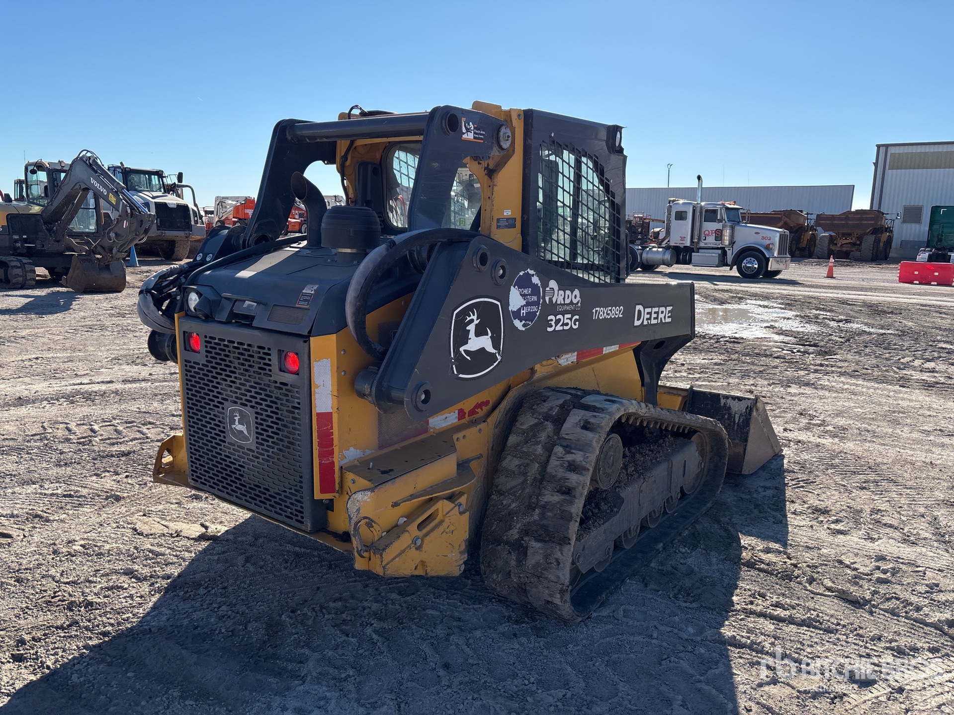 General Appearance with Bild, Ecke hinten rechts