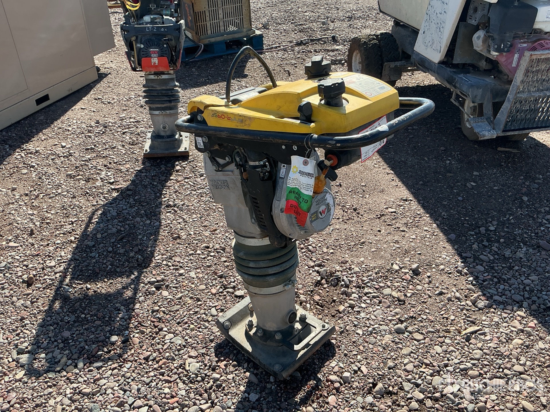 General Appearance with Imagen: esquina trasera izquierda