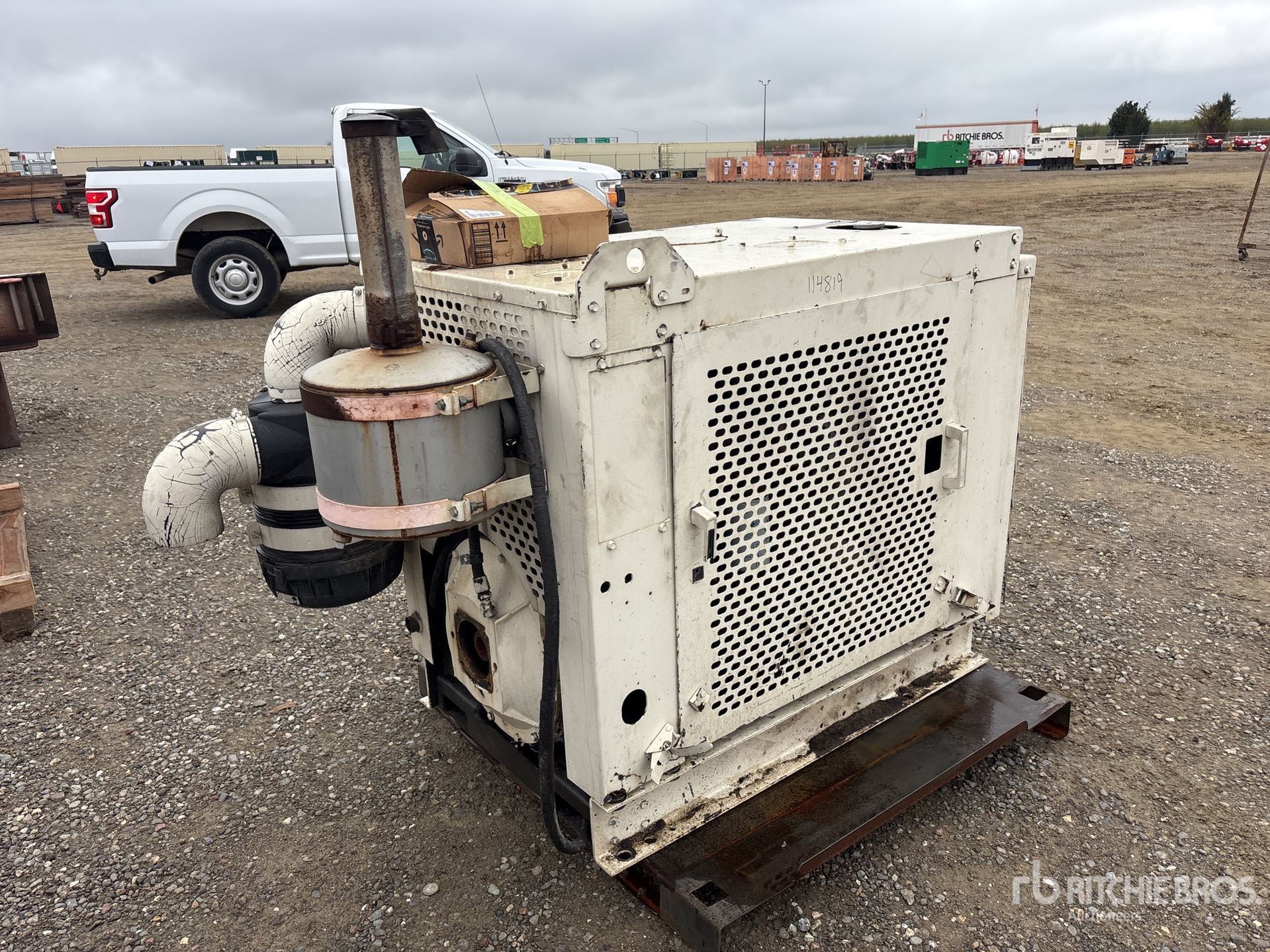 General Appearance with Picture, Right Rear Corner