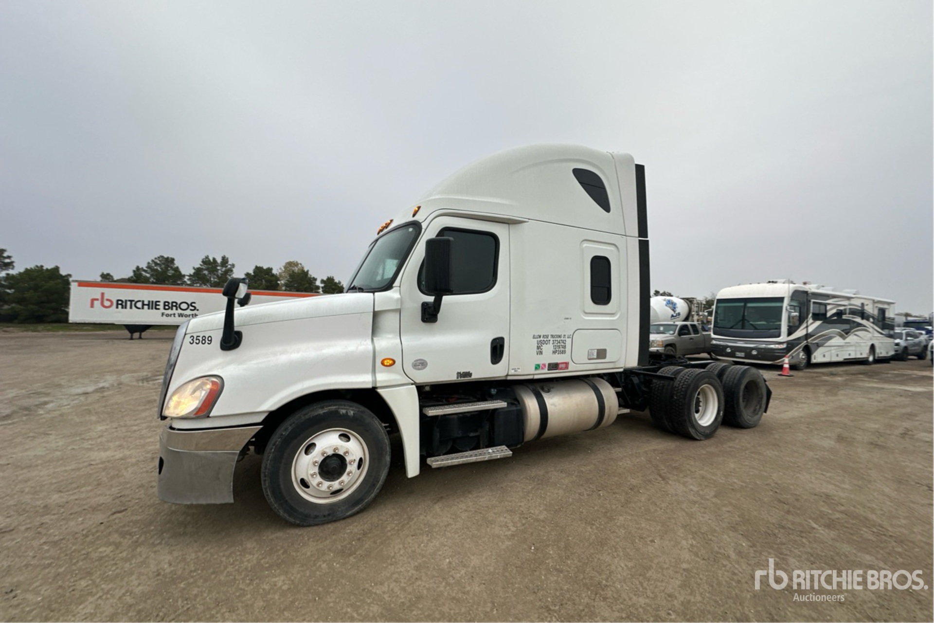 General Appearance with Picture, Left Front Corner