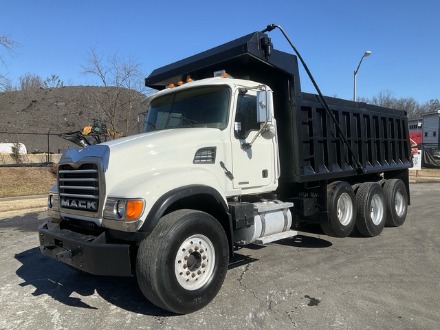 2007 Mack Granite CV713 8x4 Tri/A Dump Truck 2007 Mack Granite CV713 8x4 Tri/A Dump Truck