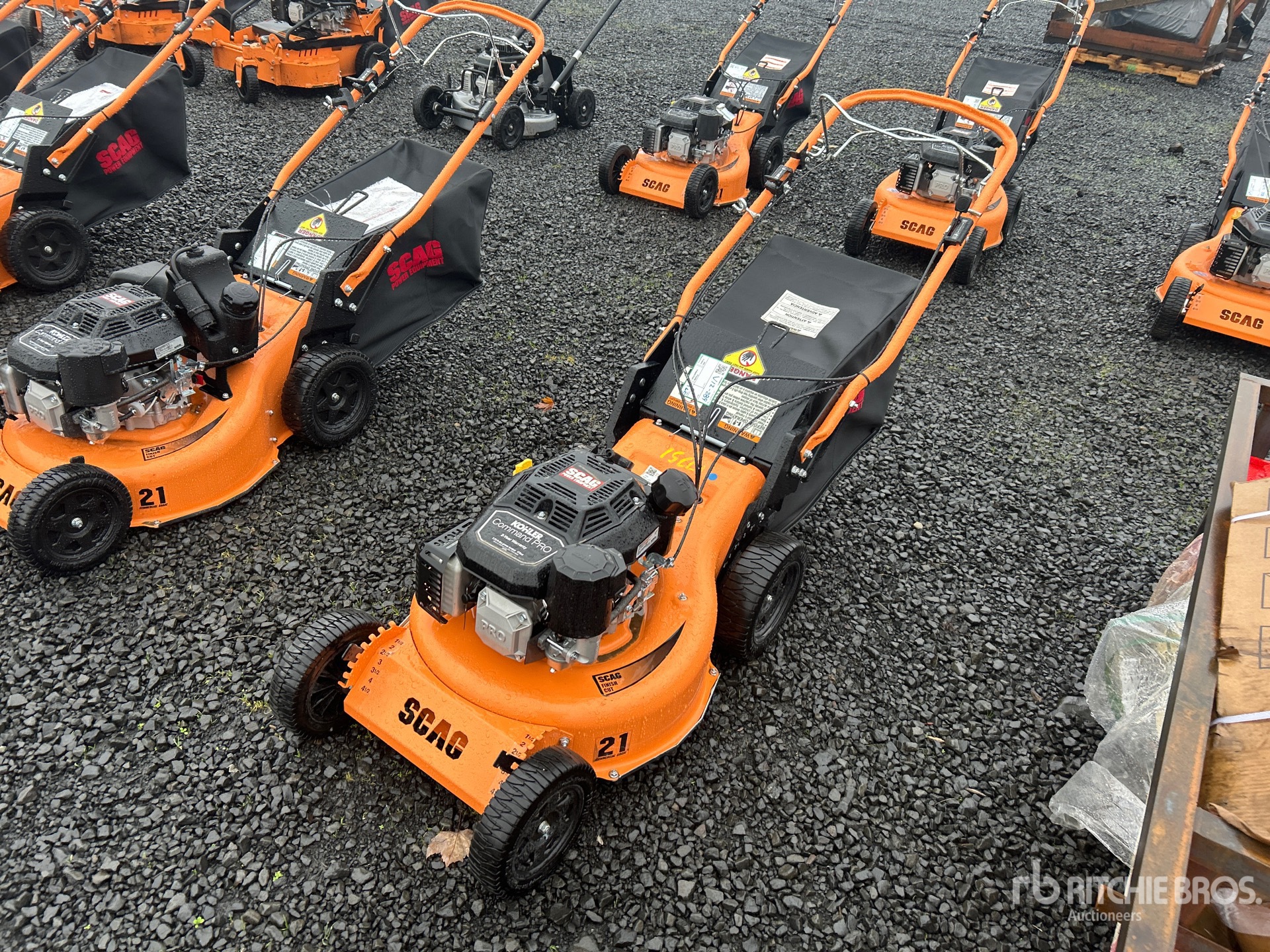 Aspect général with Image, coin avant gauche