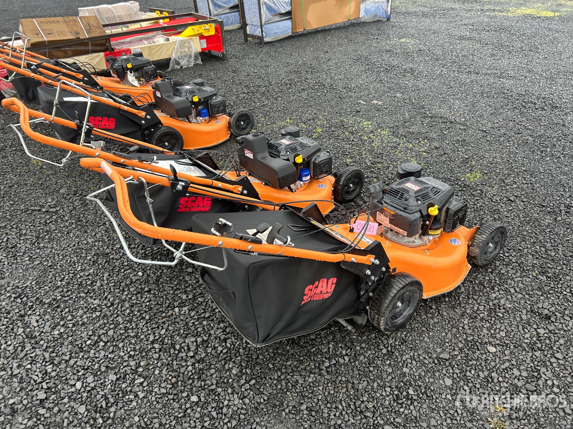 Aspect général with Image, coin arrière droit