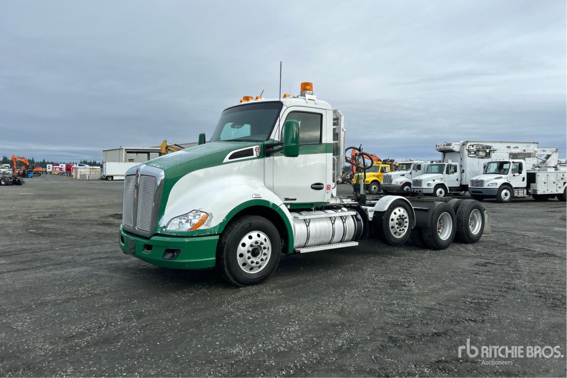 General Appearance with Picture, Left Front Corner