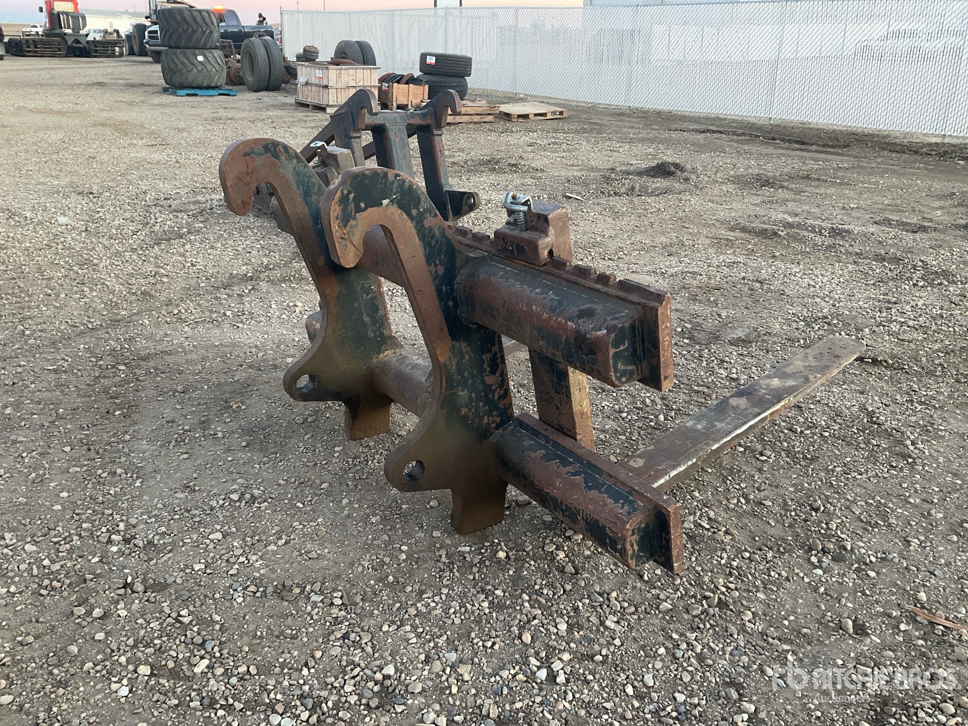 General Appearance with Bild, Ecke hinten rechts