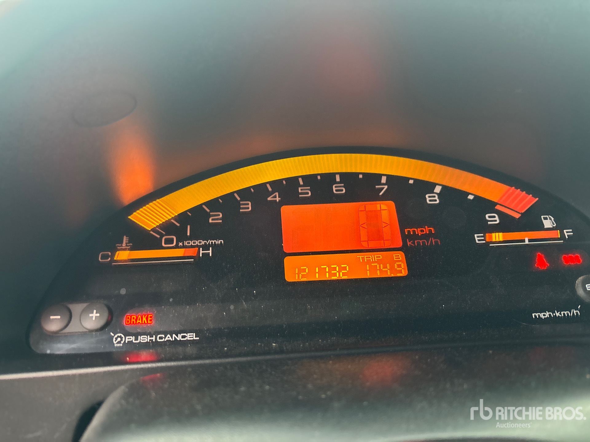 General Appearance with Hour Meter / Odometer