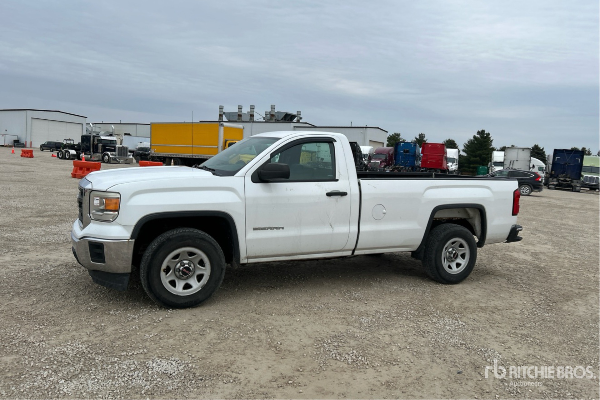 General Appearance with Picture, Left Front Corner