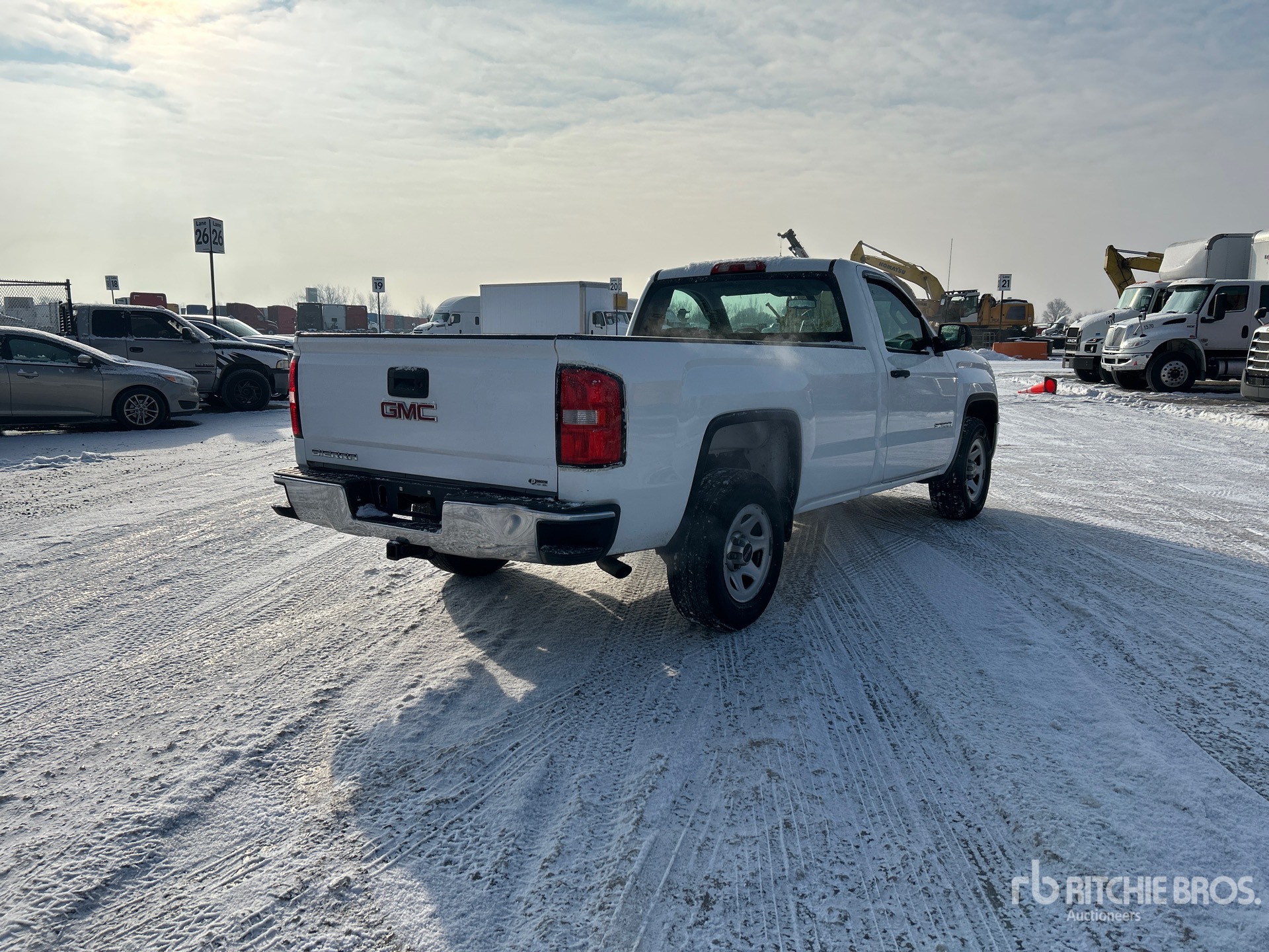 General Appearance with Foto, angolo anteriore sinistro