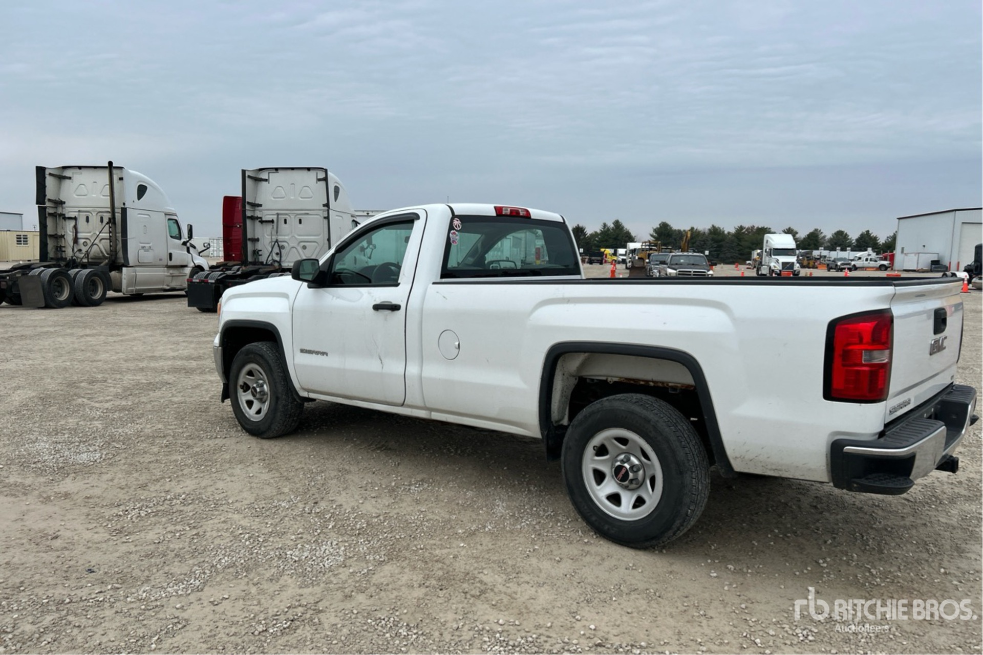 General Appearance with Picture, Left Rear Corner