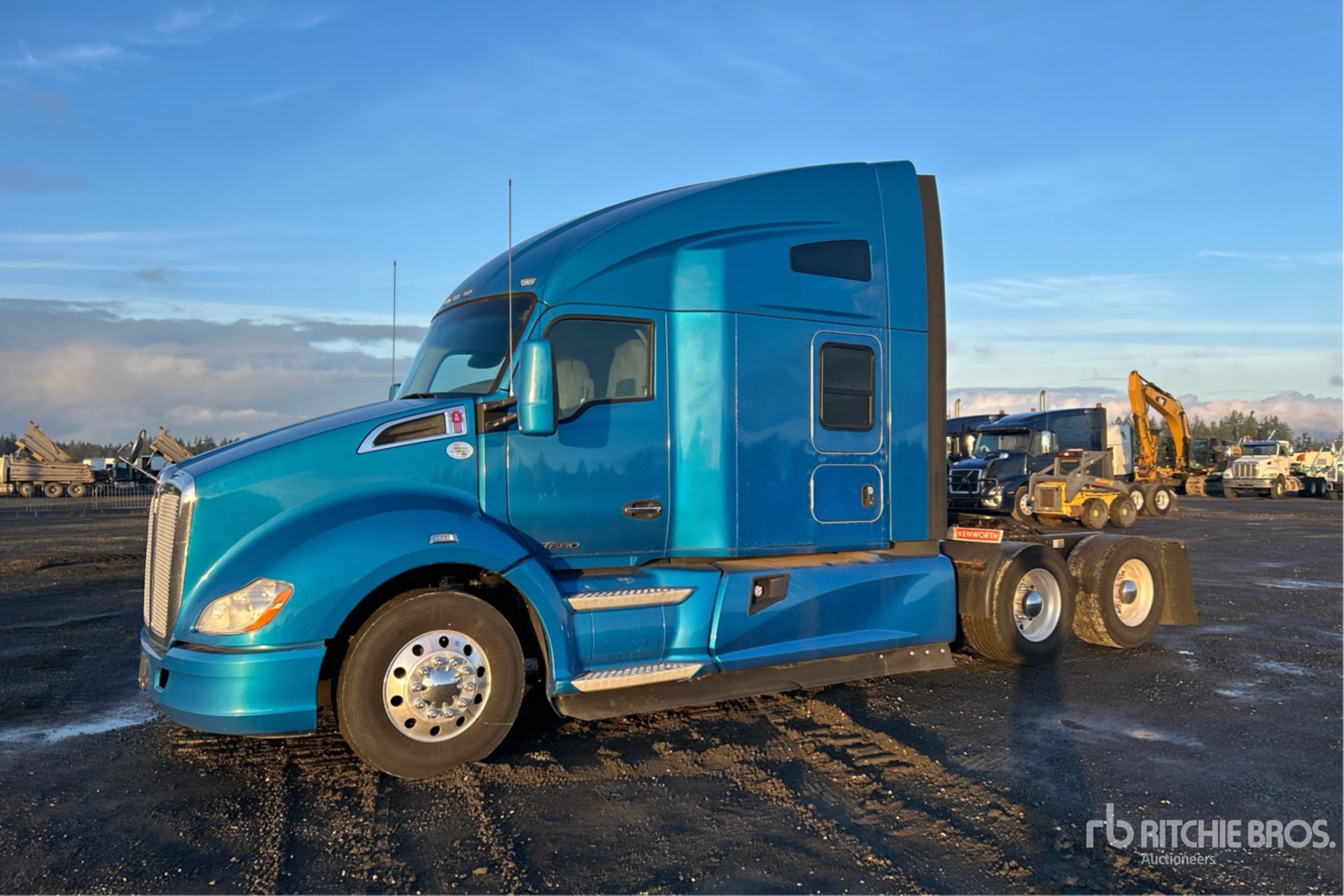 General Appearance with Picture, Left Front Corner