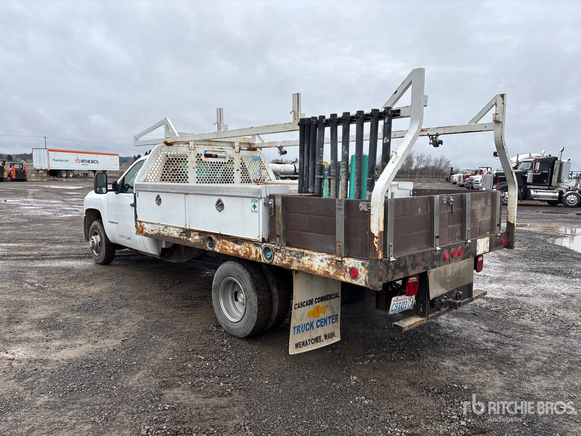 General Appearance with Picture, Left Rear Corner