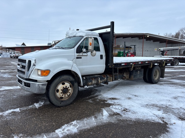 2013 Ford F-750 4X4 20 foot DFB Cab and Chassis