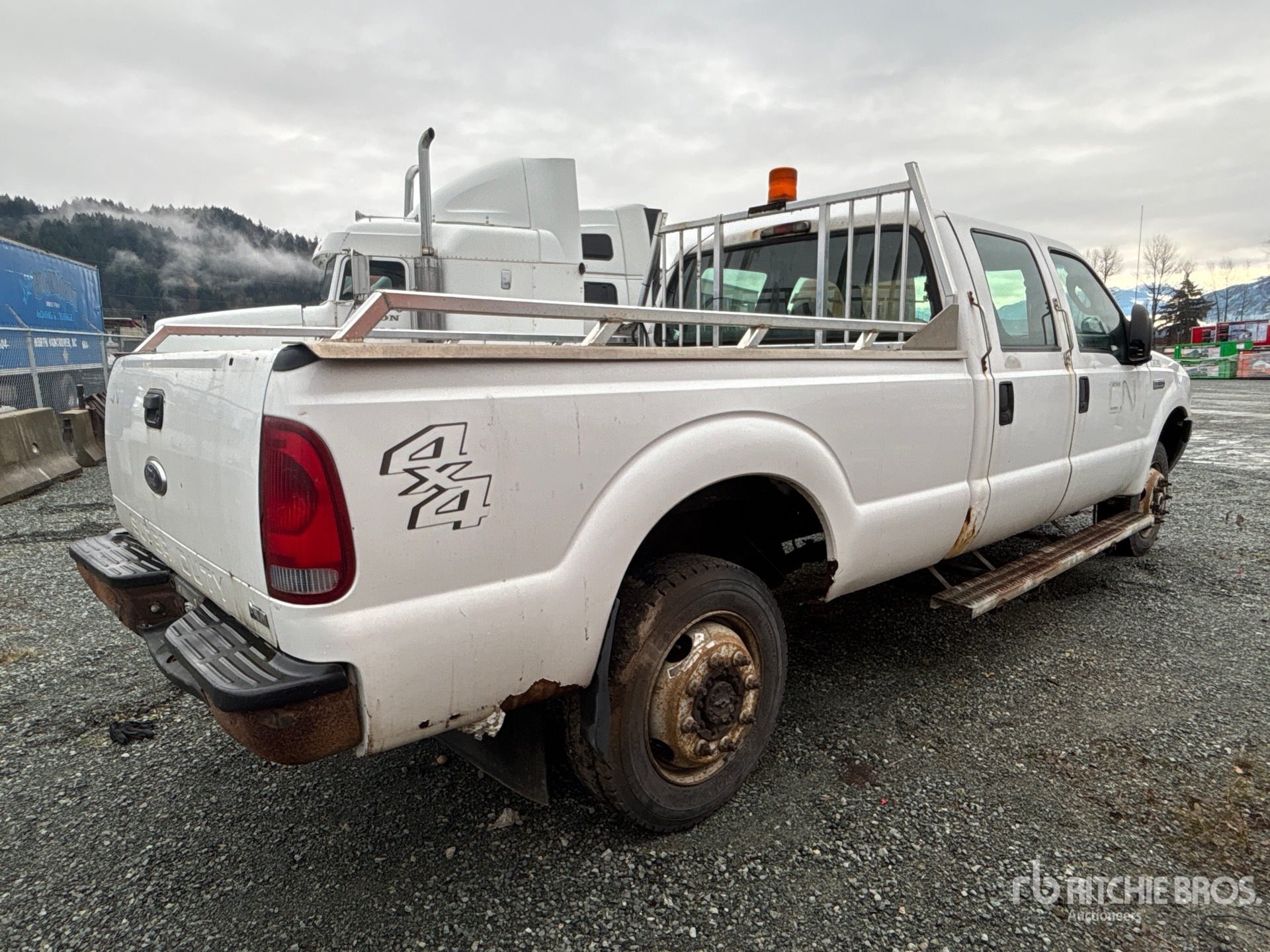 General Appearance with Picture, Right Rear Corner