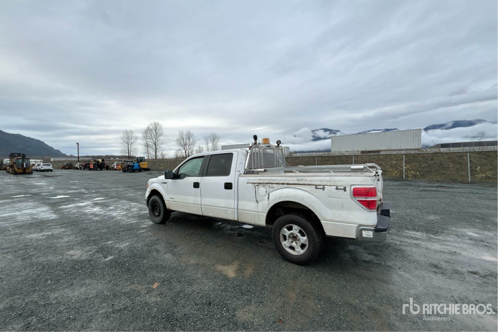 General Appearance with Picture, Left Rear Corner