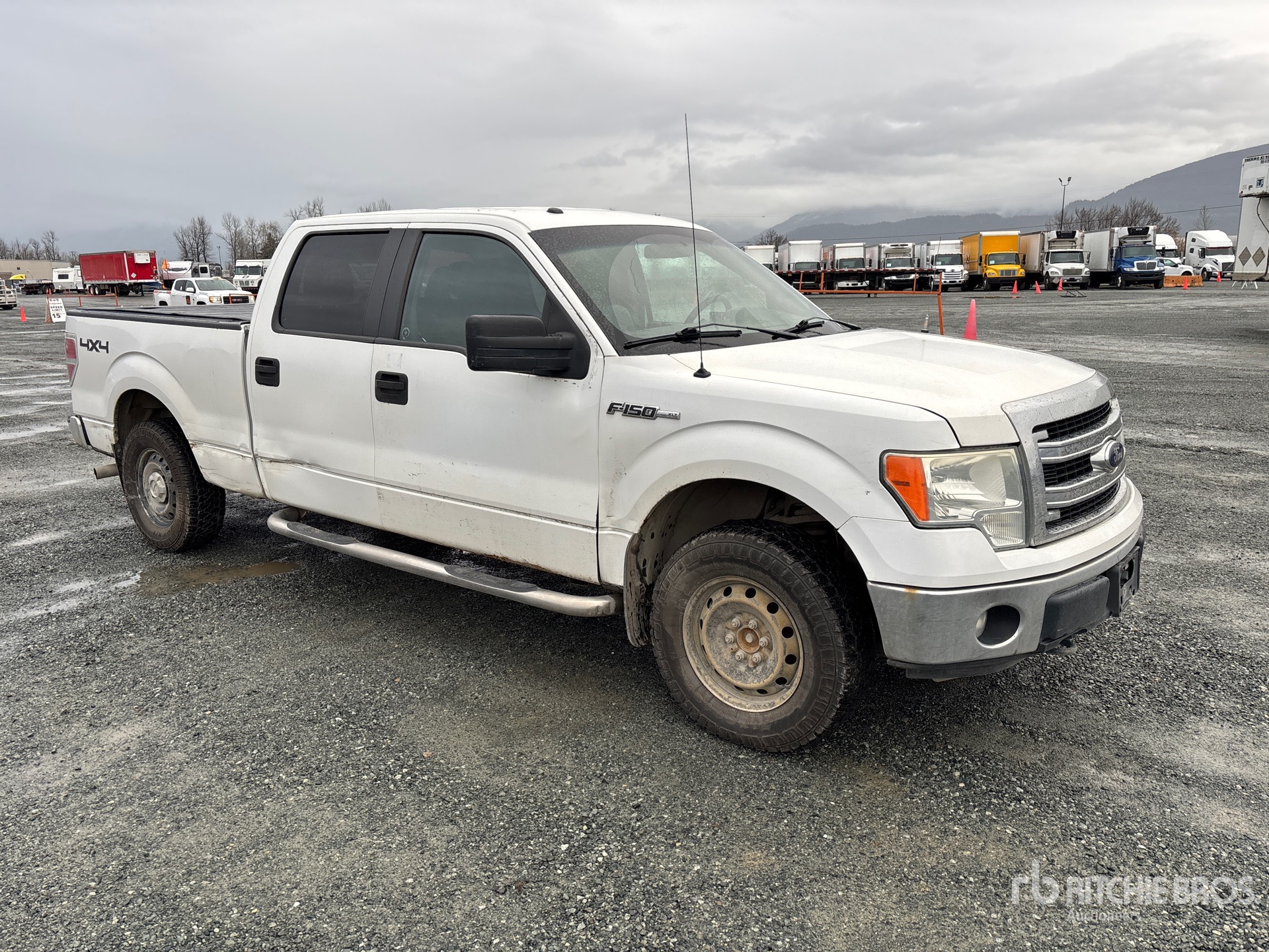 General Appearance with Foto, angolo anteriore destro