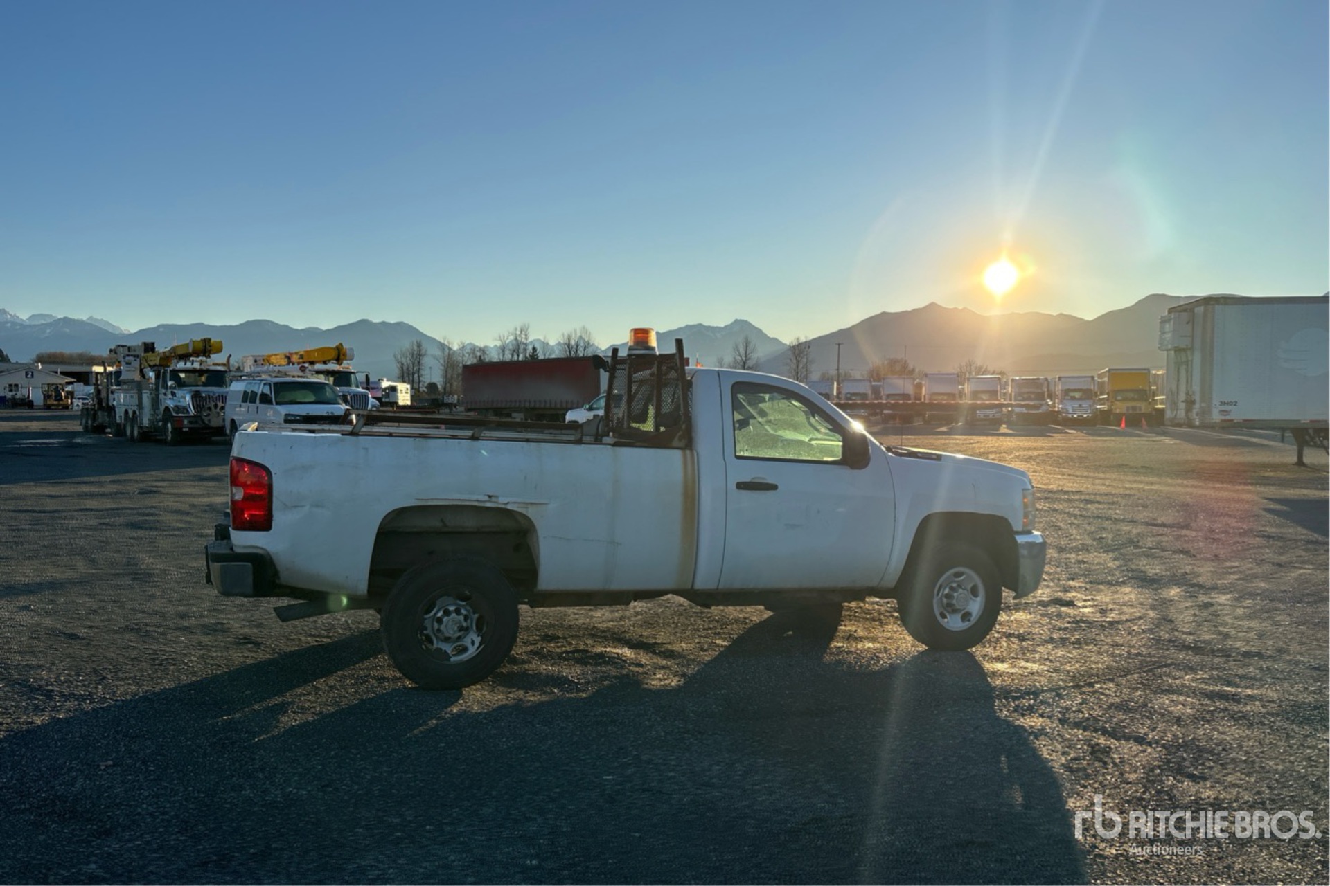 General Appearance with Picture, Right Rear Corner