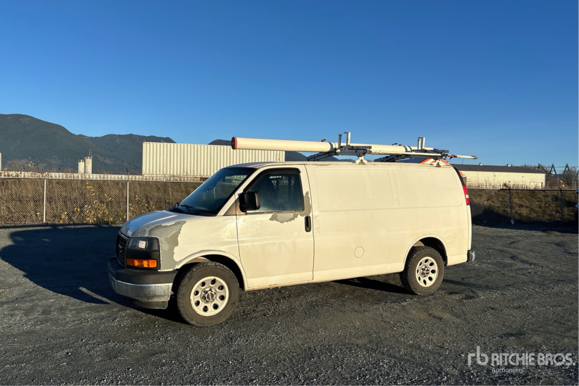 General Appearance with Picture, Left Front Corner