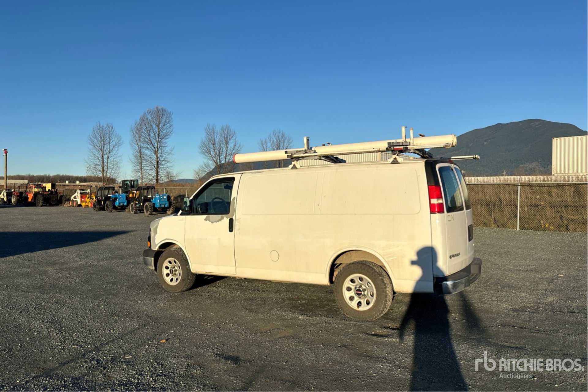 General Appearance with Picture, Left Rear Corner