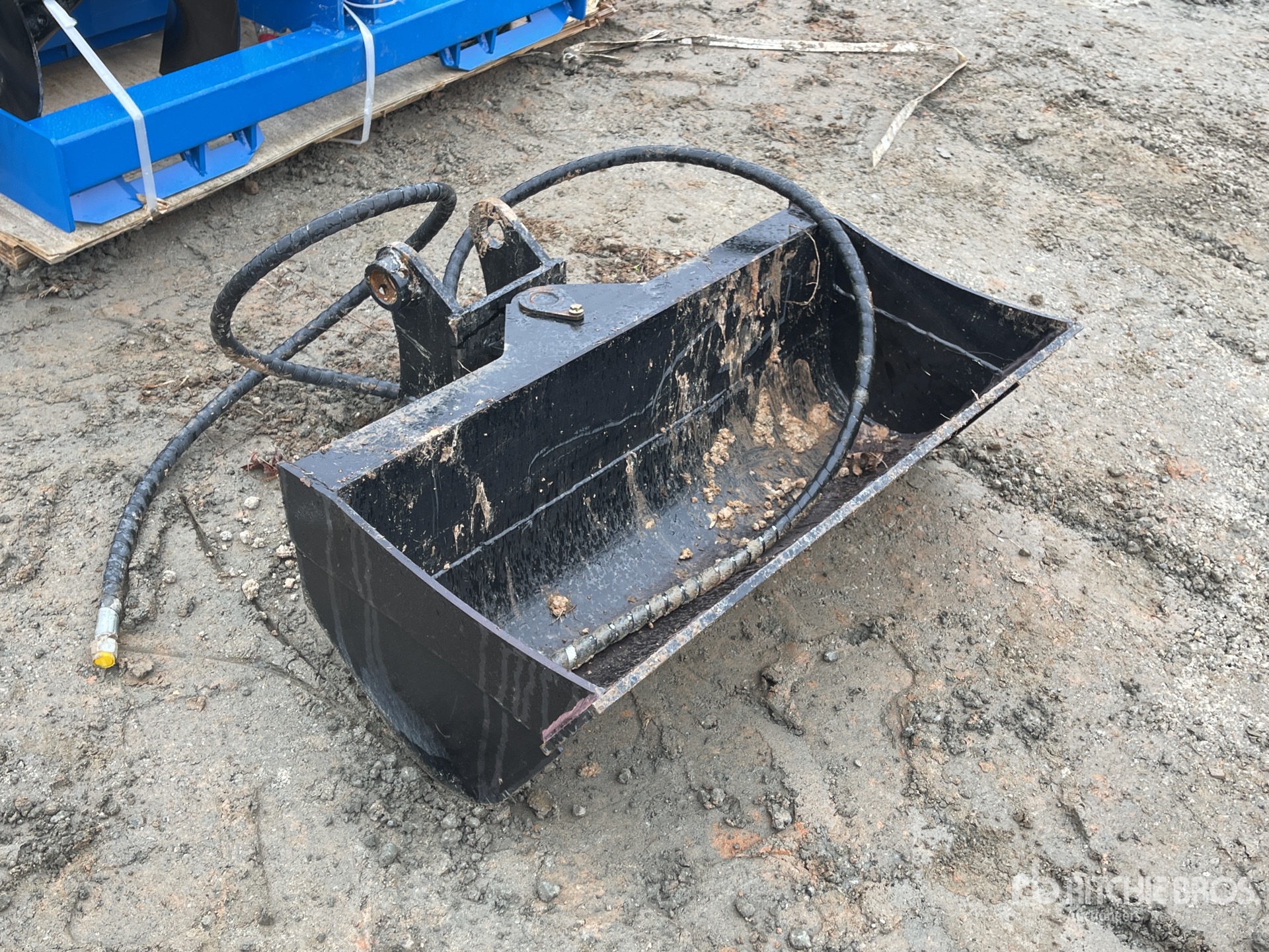 Aspect général with Image, coin avant droit