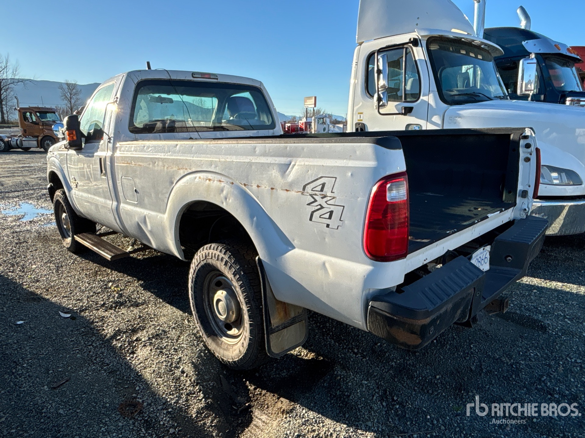 General Appearance with Picture, Left Rear Corner