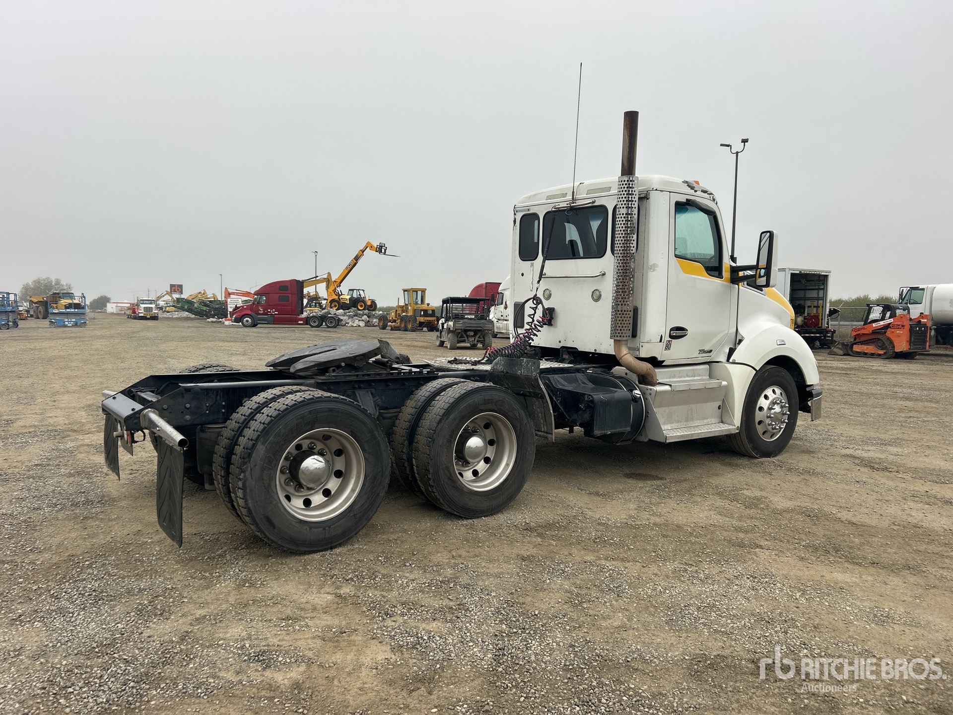 General Appearance with Bild, Ecke hinten rechts