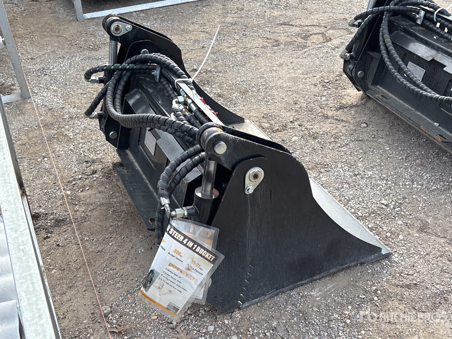 General Appearance with Picture, Right Rear Corner