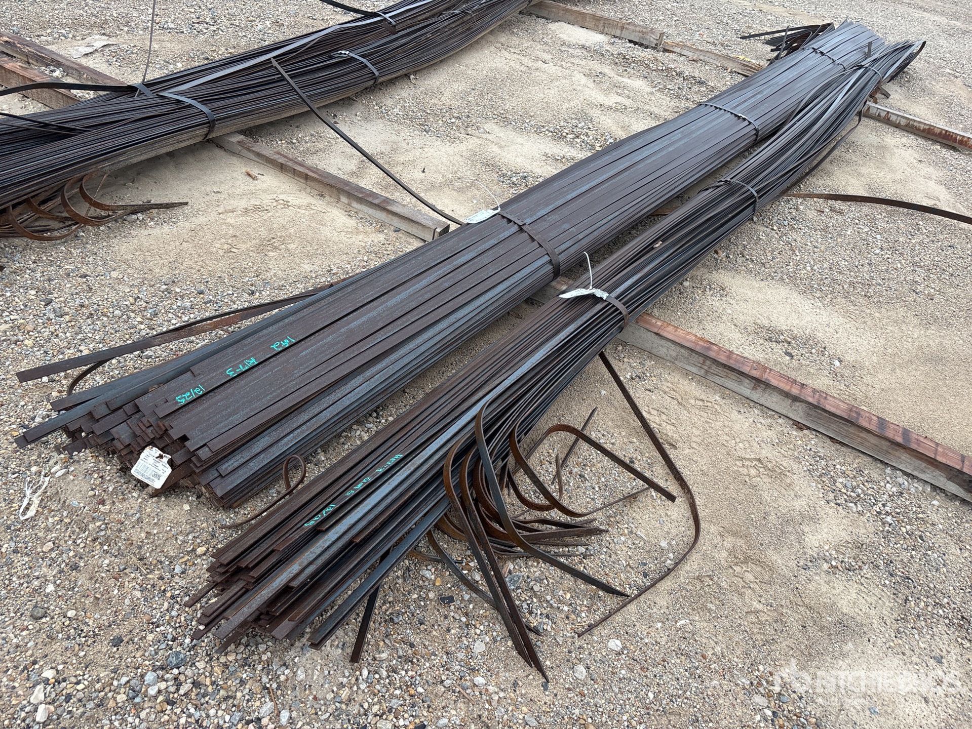 Aspect général with Image, coin arrière gauche