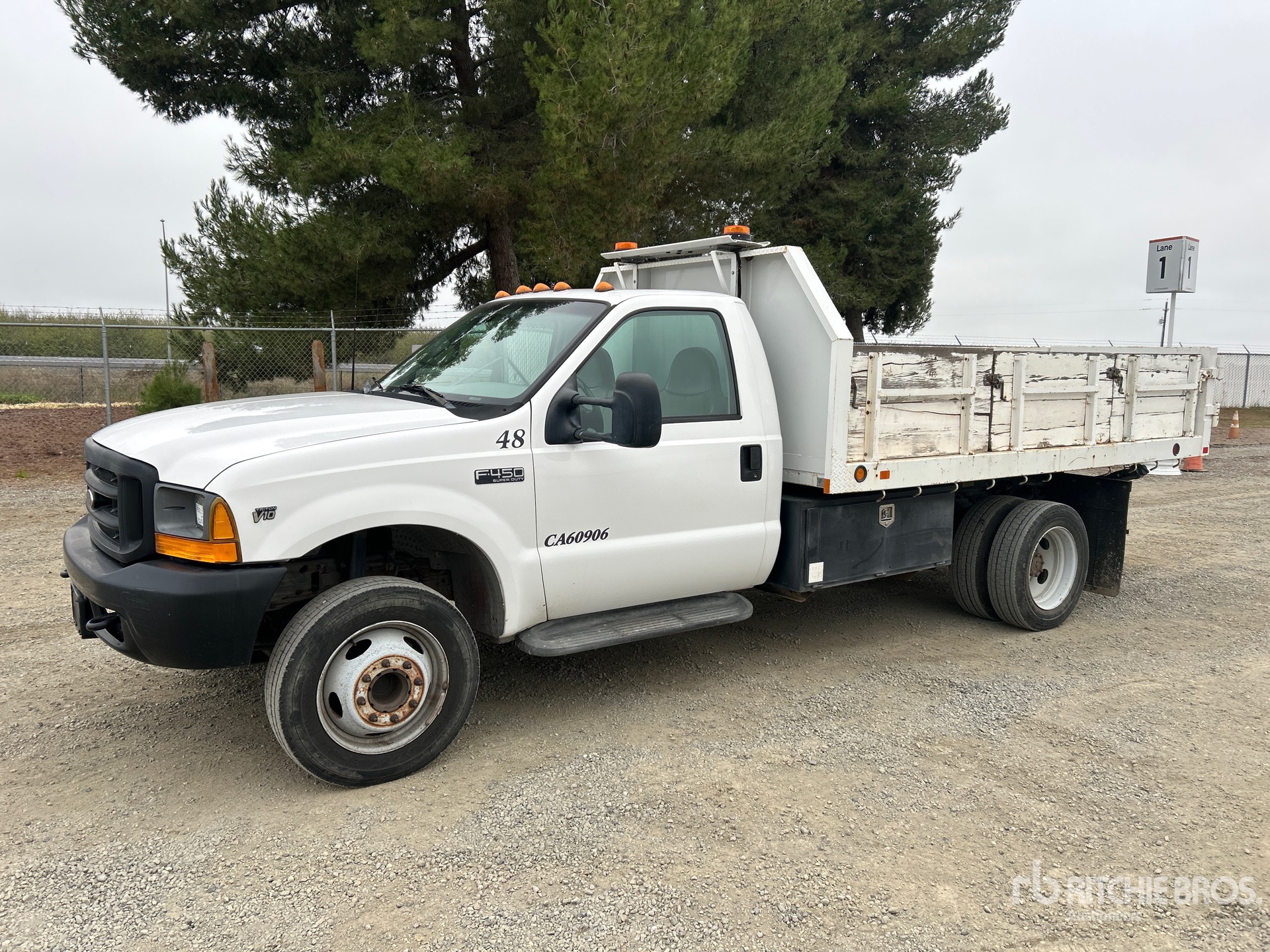 General Appearance with Image, coin avant gauche