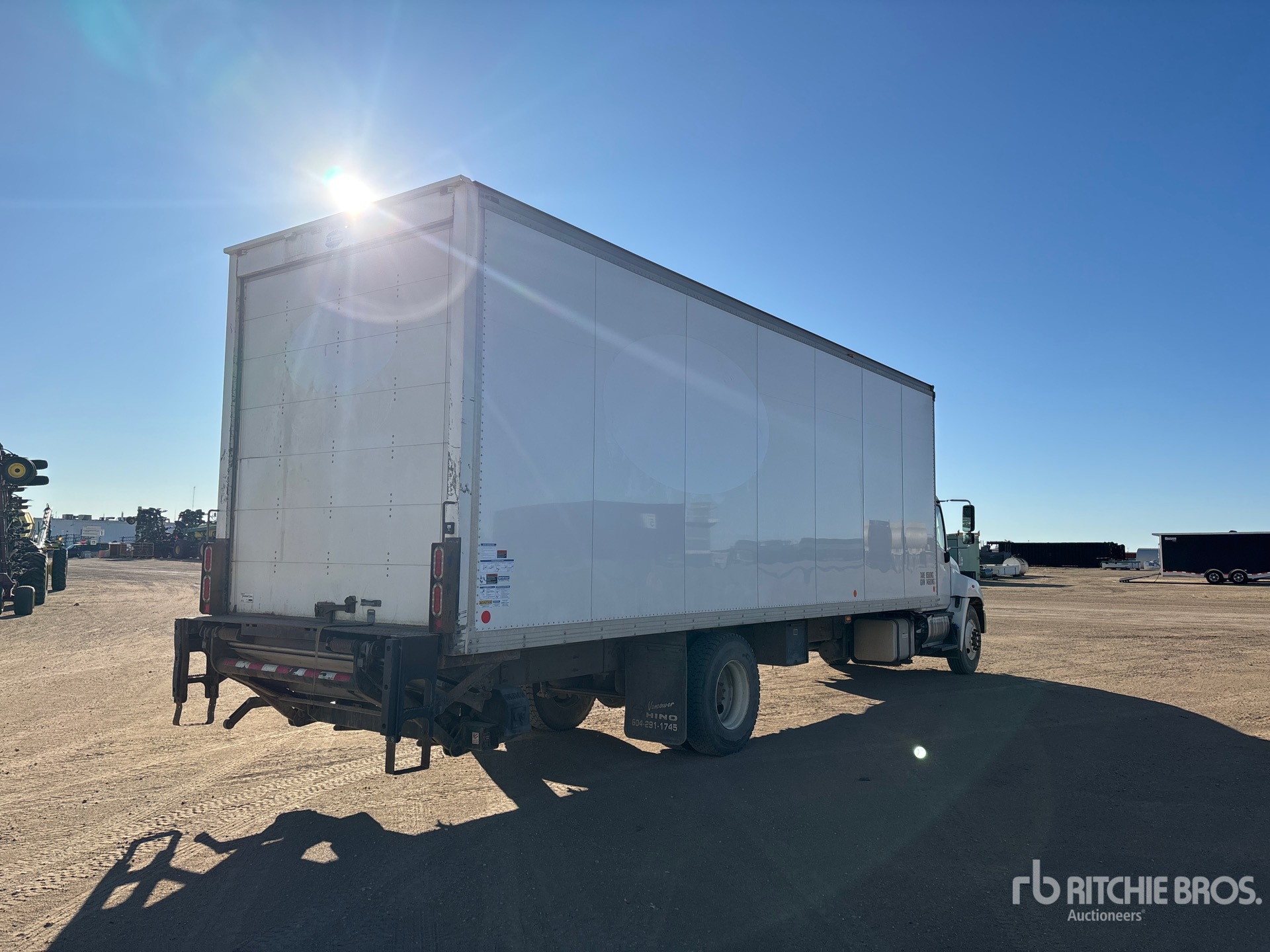 General Appearance with Image, coin arrière droit