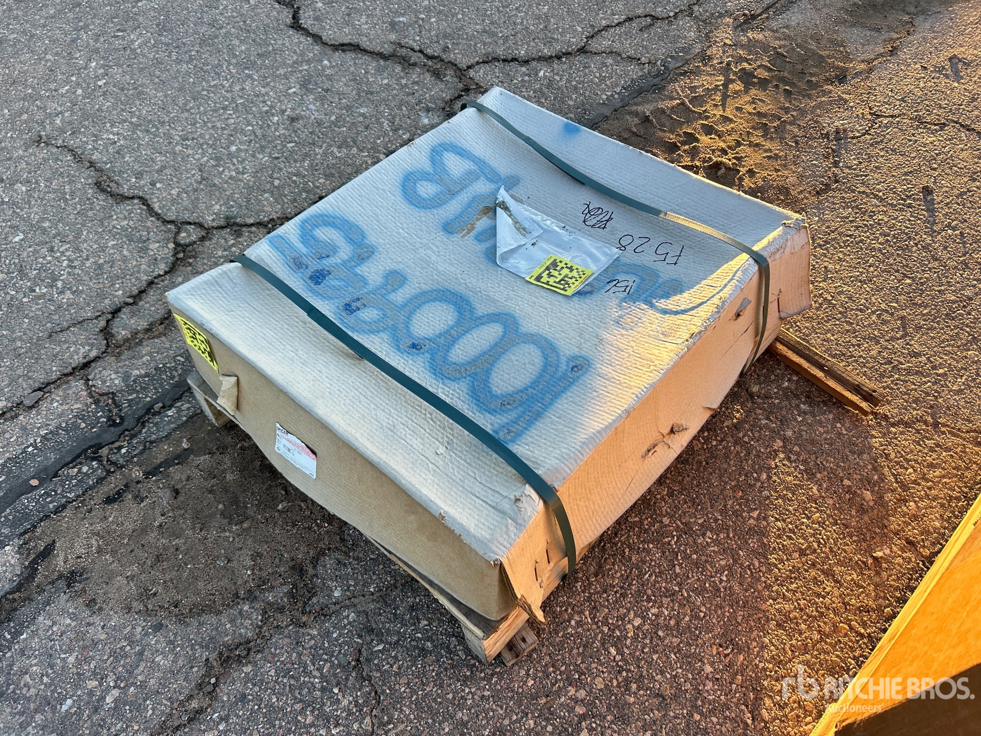 Aspect général with Image, coin arrière droit