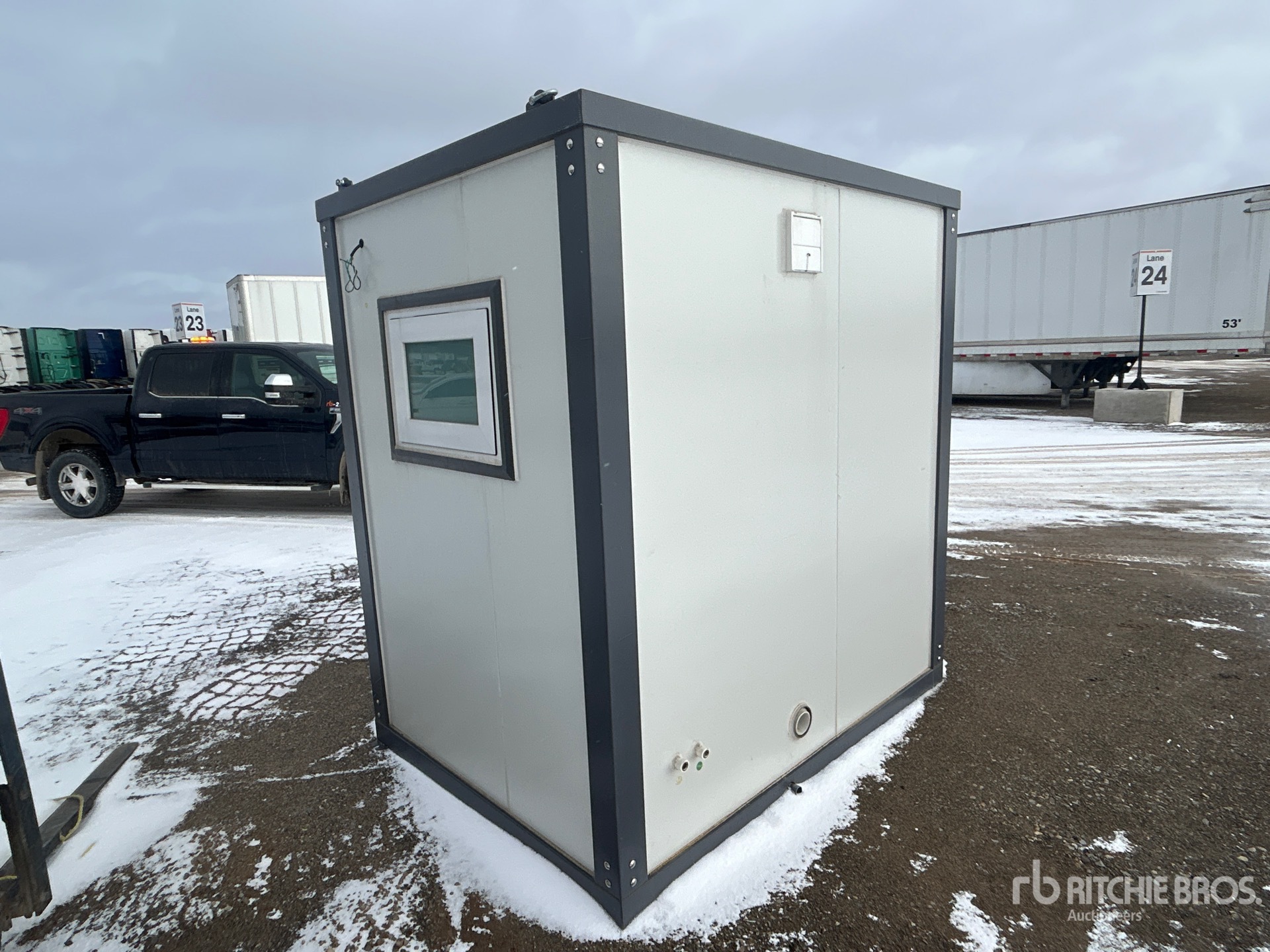 General Appearance with Zdjęcie, lewy dolny róg