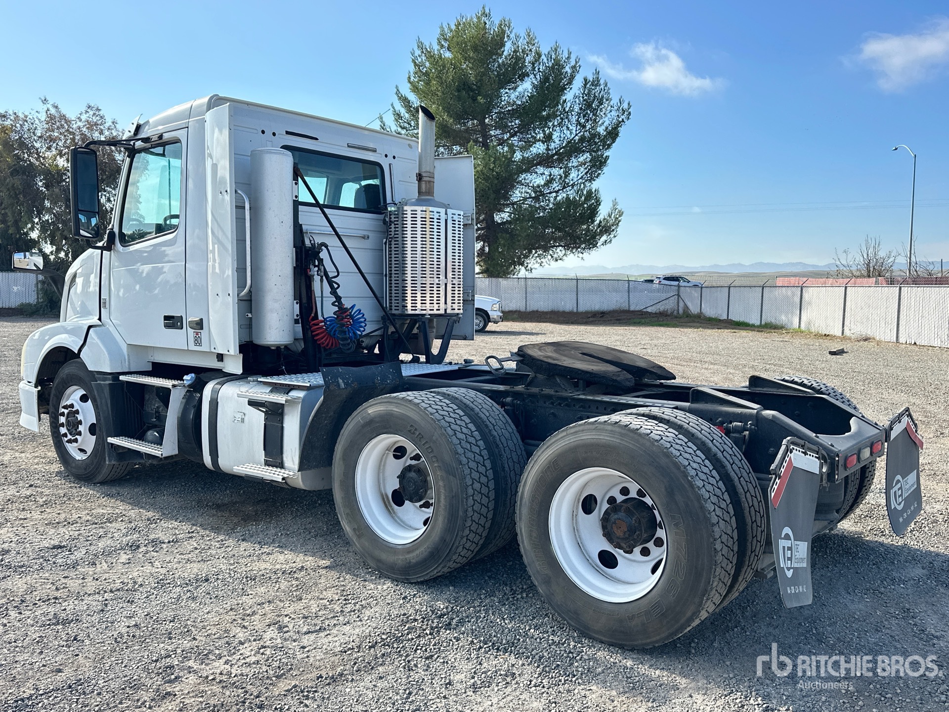 General Appearance with Imagen: esquina trasera izquierda