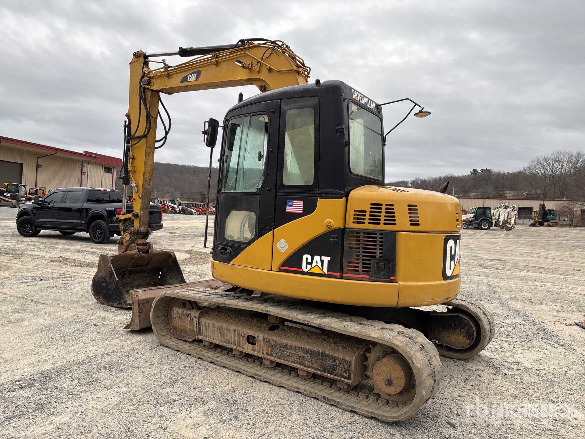 General Appearance with Picture, Left Rear Corner