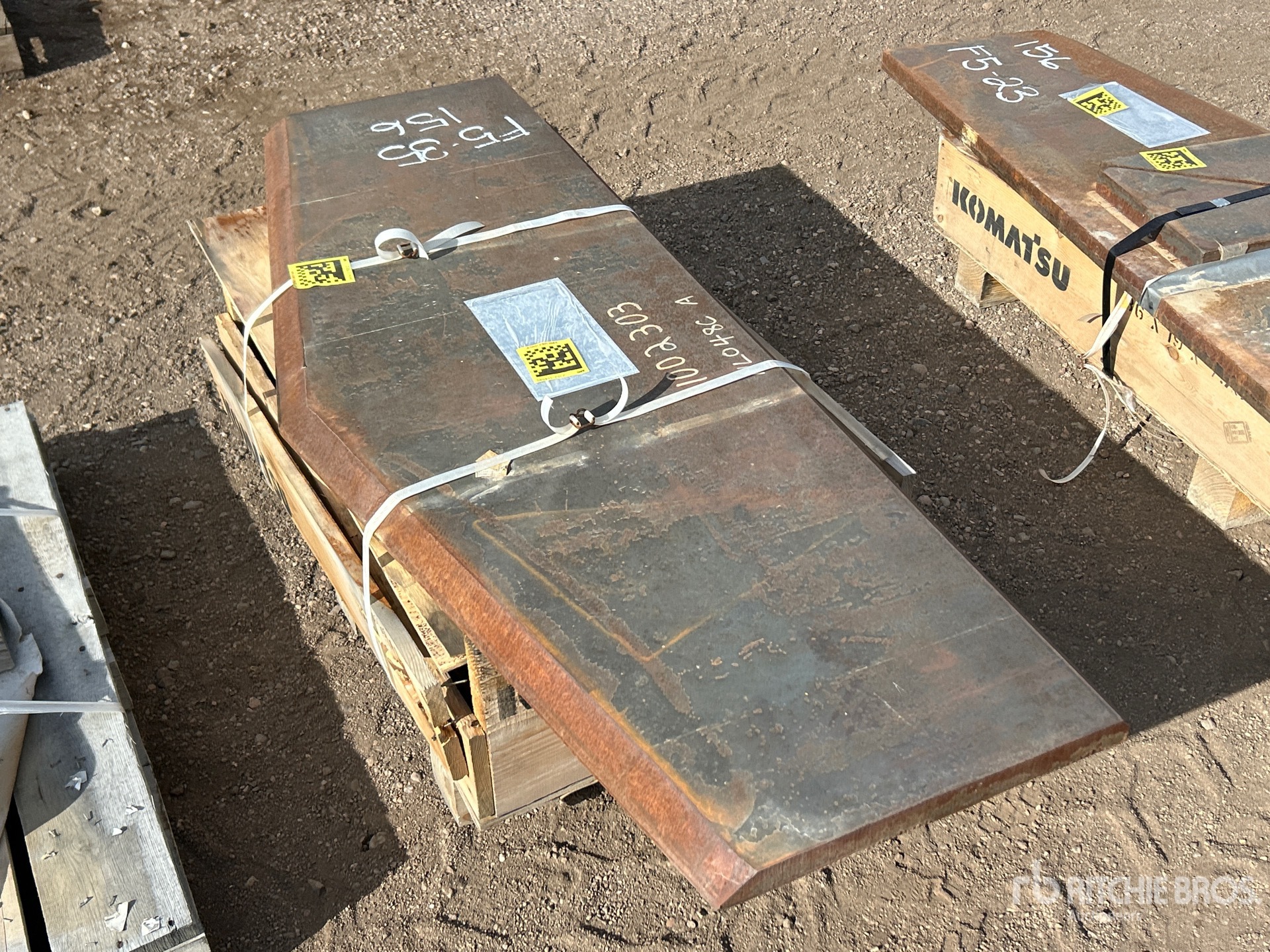 Aspect général with Image, coin arrière droit