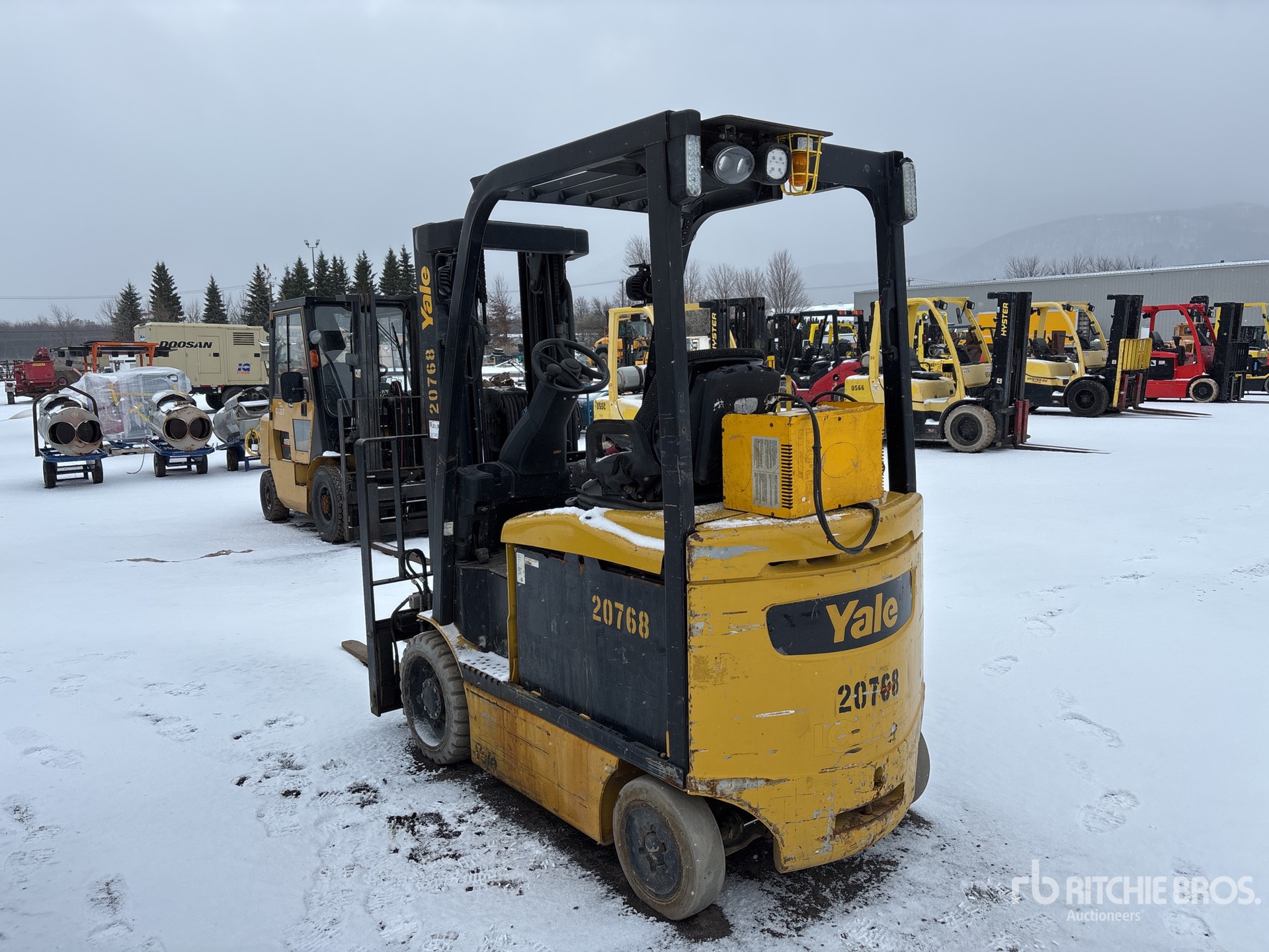 General Appearance with Picture, Left Rear Corner