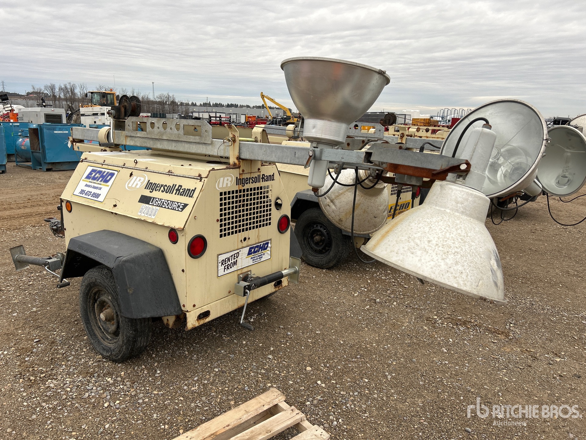 General Appearance with Imagen: esquina trasera izquierda