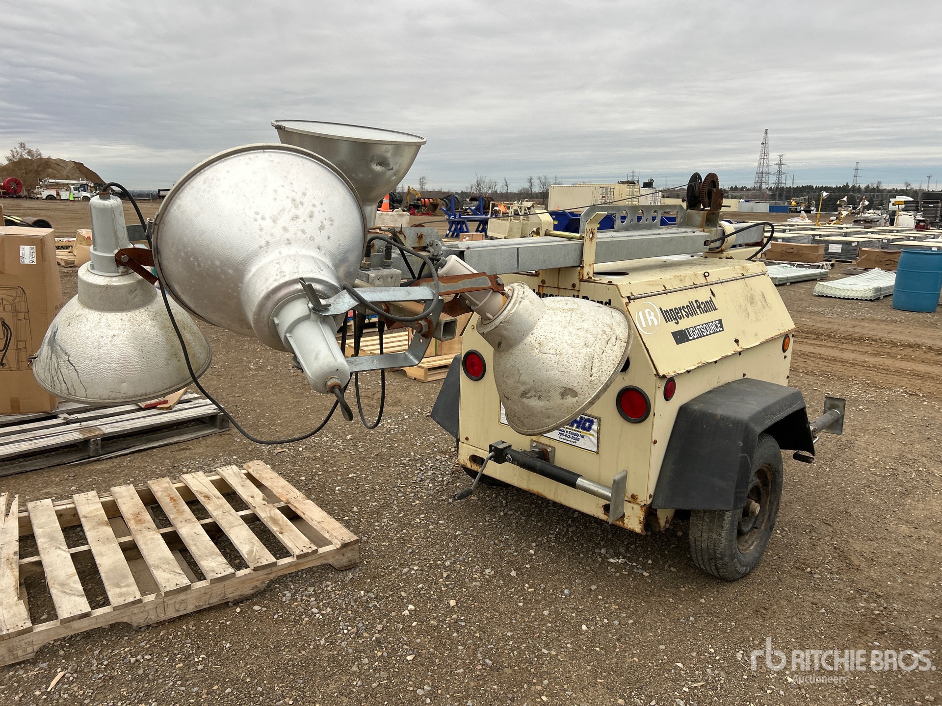 General Appearance with Imagen: esquina trasera derecha