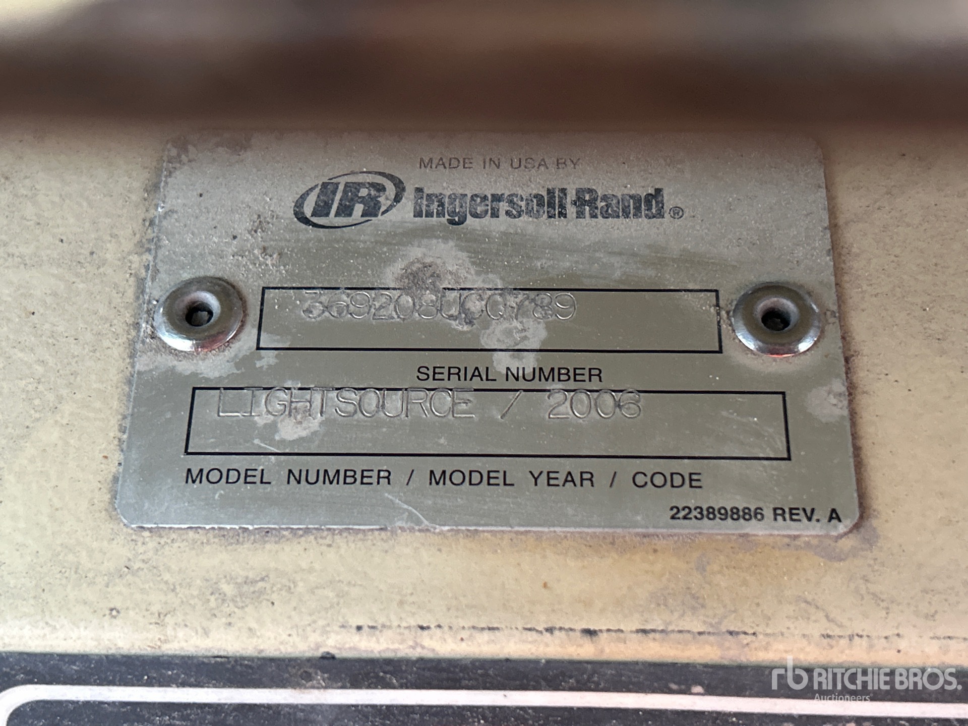 General Appearance with Unit Serial Number