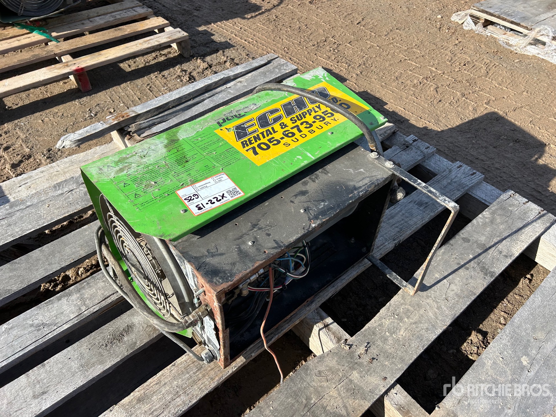 General Appearance with Picture, Left Rear Corner